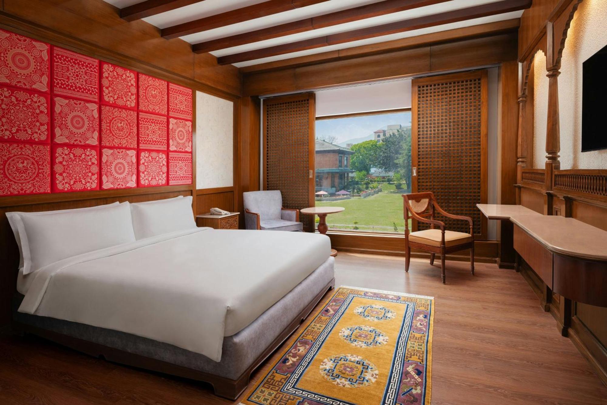 Standard King Garden view