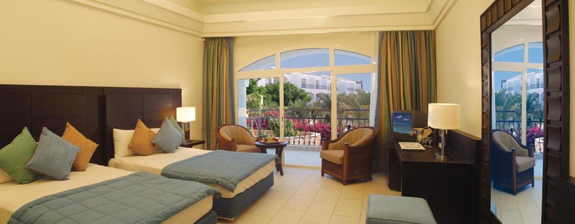 Superior Double or Twin Room Garden View