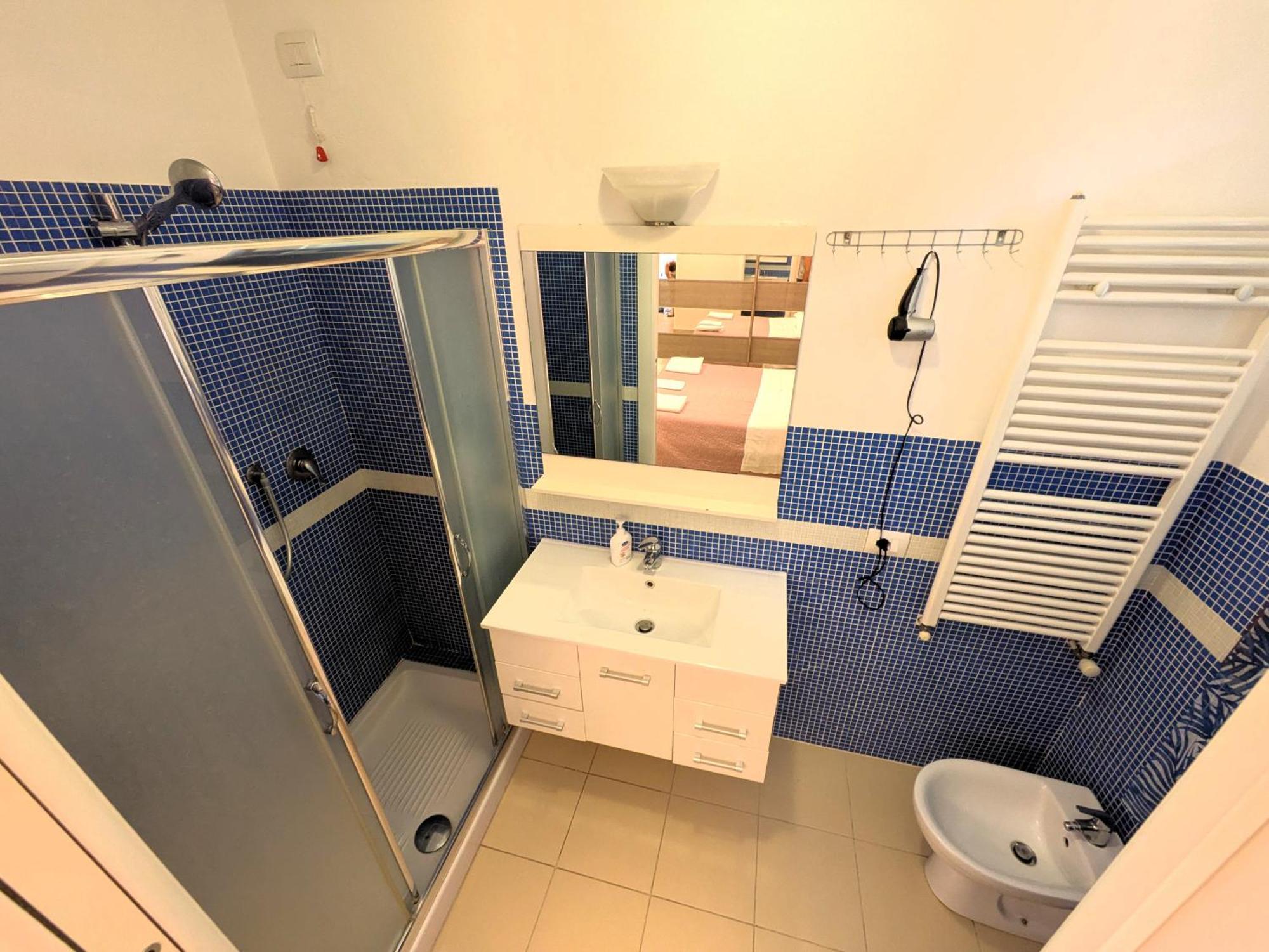 Double Room Private Bathroom