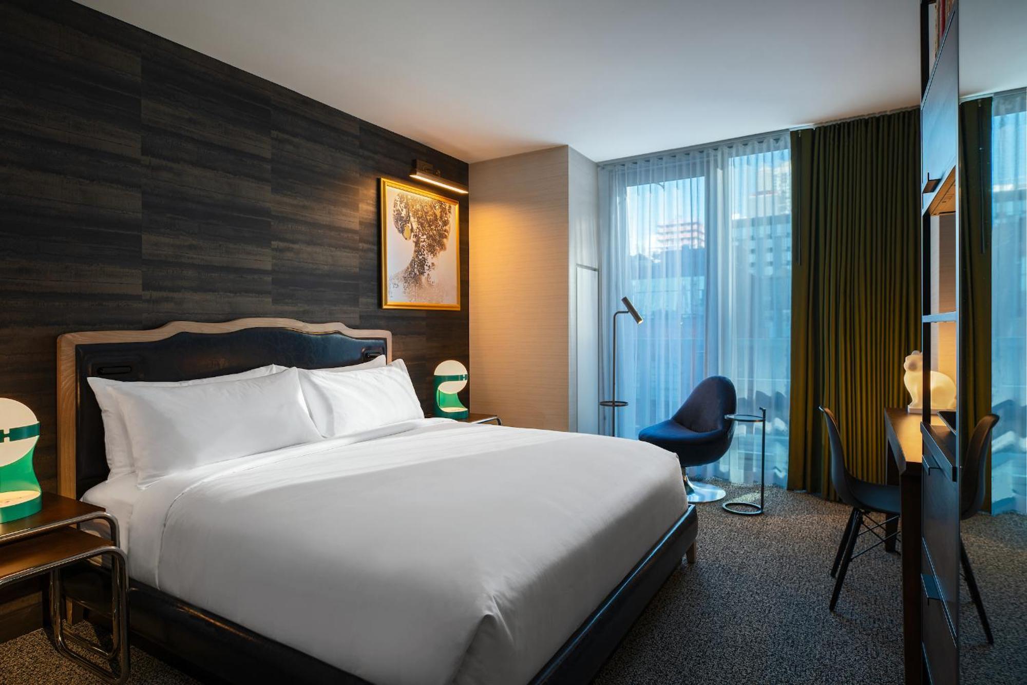 Guest Room 1 King,1683856713:JPEG