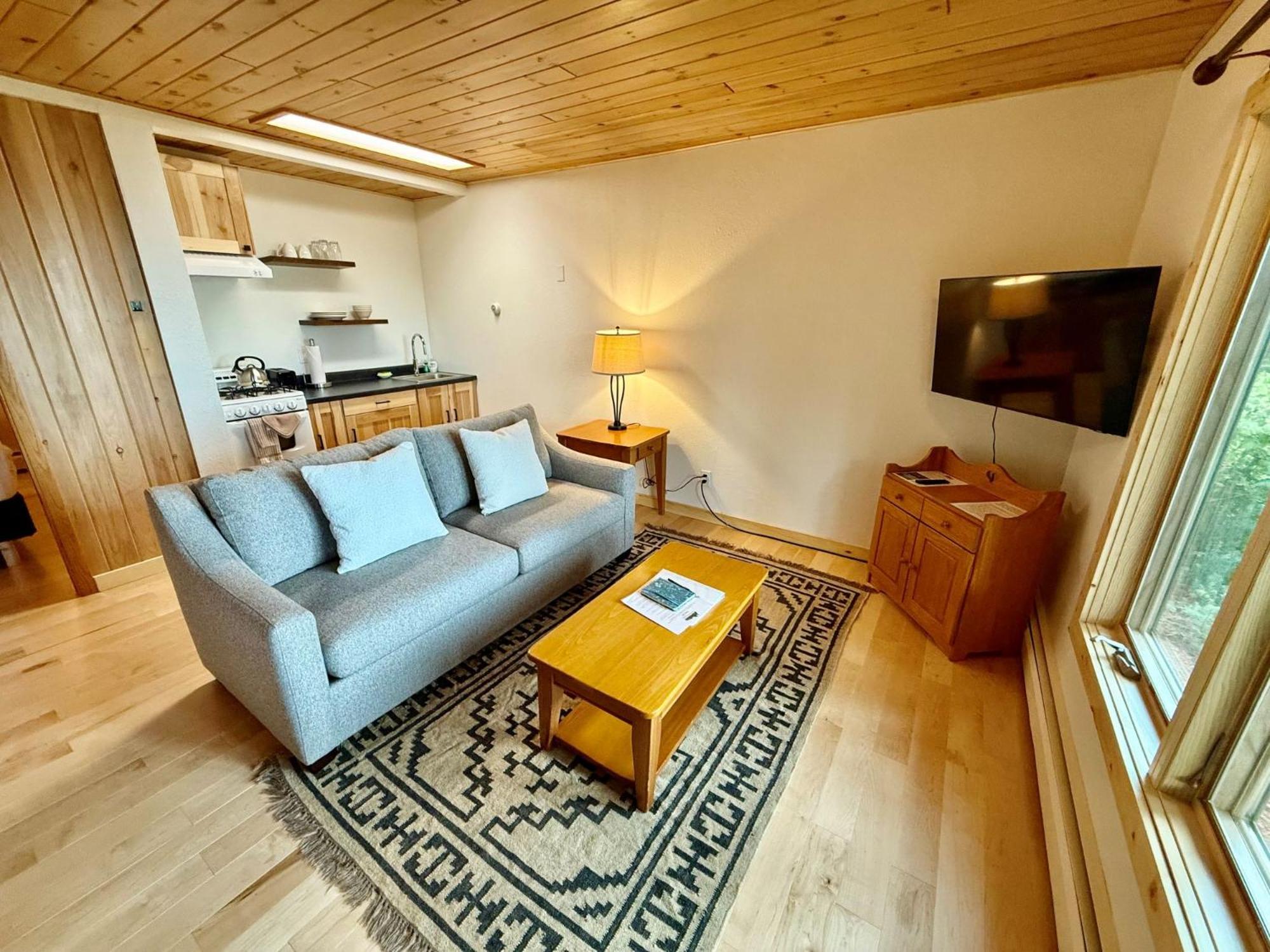 Quadruple Room Lake View