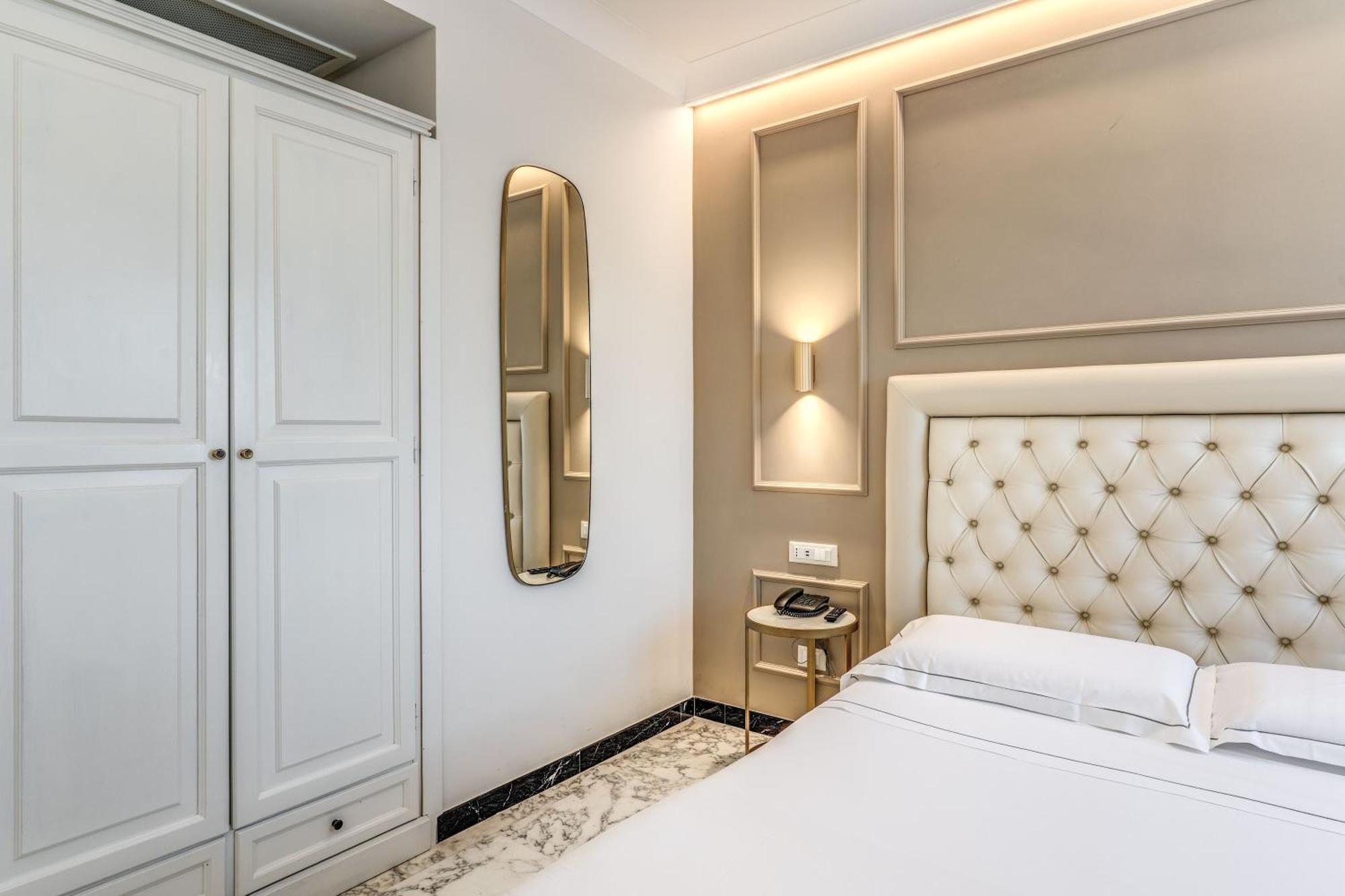 Double Room Lake View