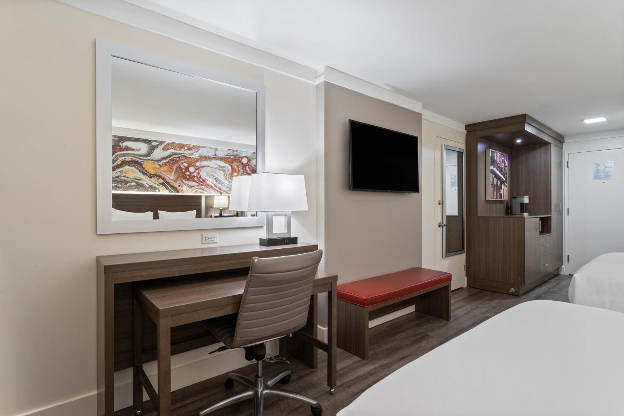 Standard Queen Room Two Queen Beds