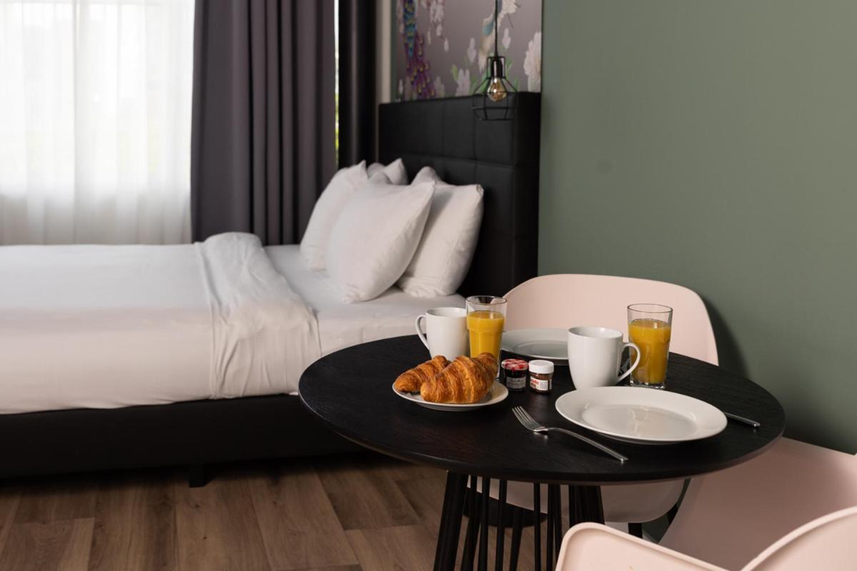 Standard Double Room,1685096913:JPEG