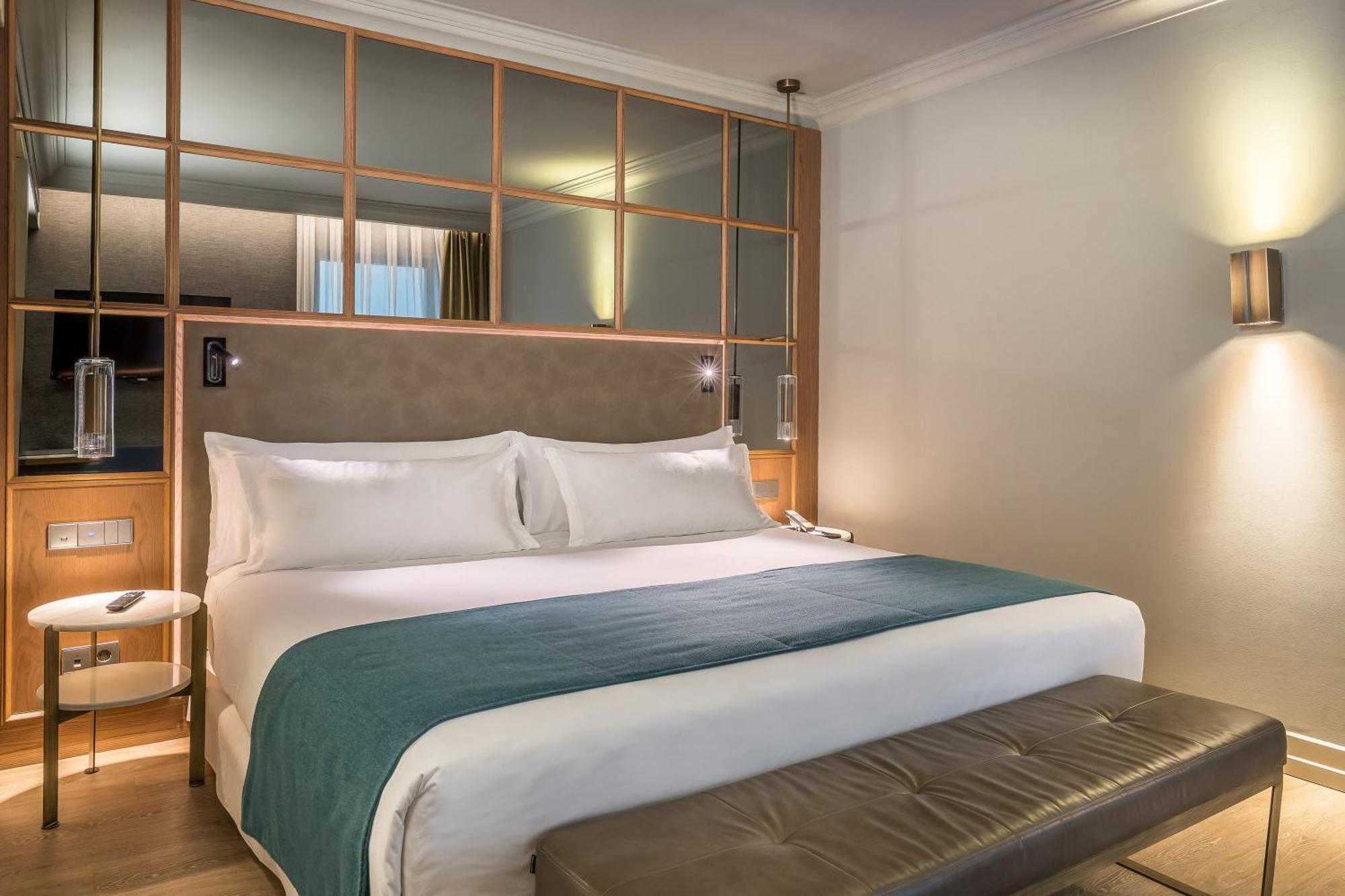 Deluxe Double or Twin Room Tranquility