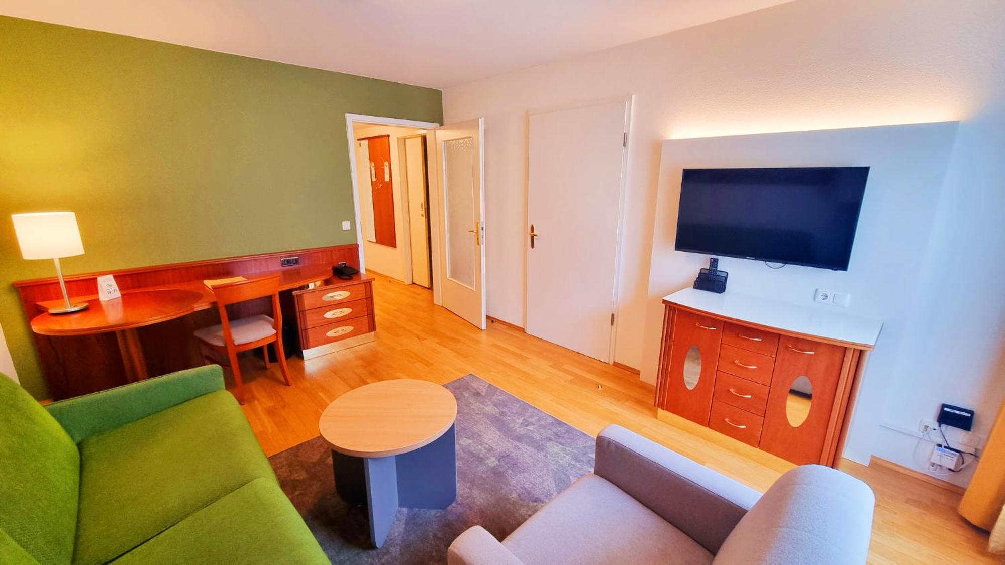 Large Double Room