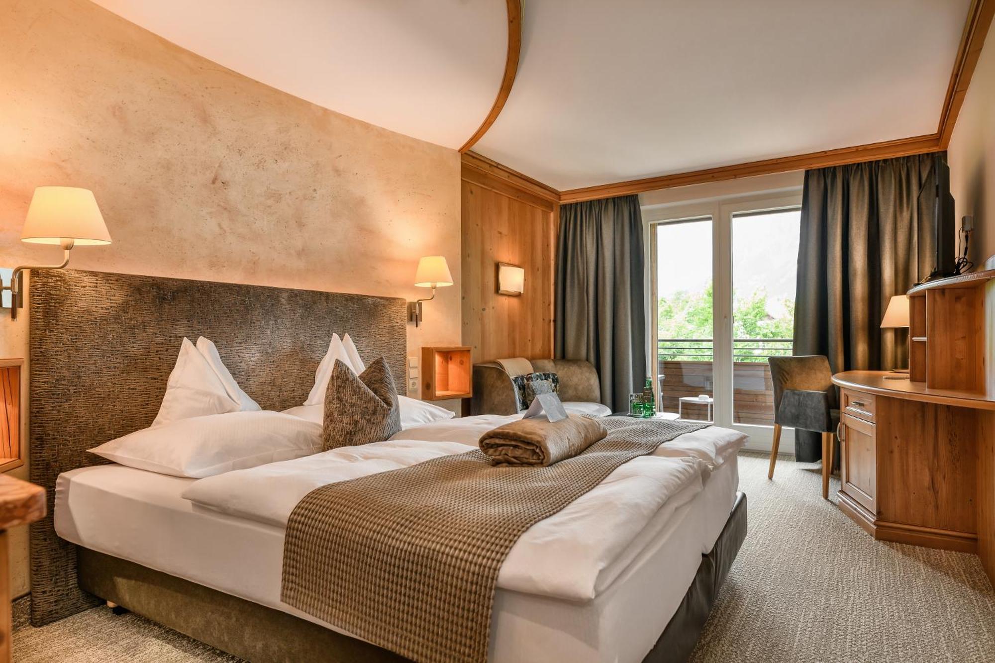 Standard Double Room with Balcony,1686428959:JPEG