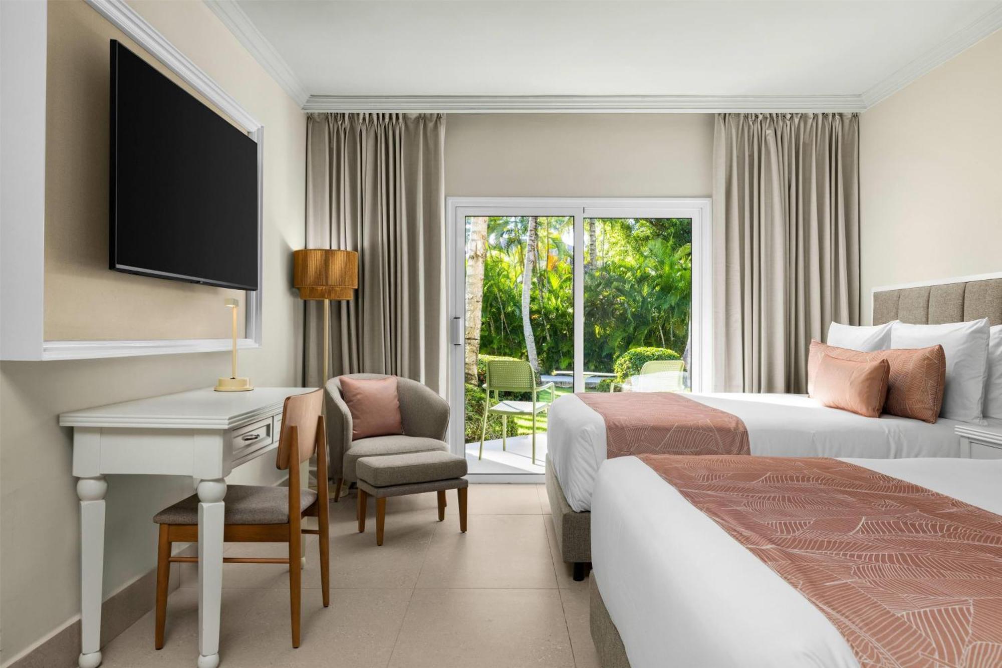 Standard Double Room with Two Double Beds and Tropical View,1695325575:JPEG