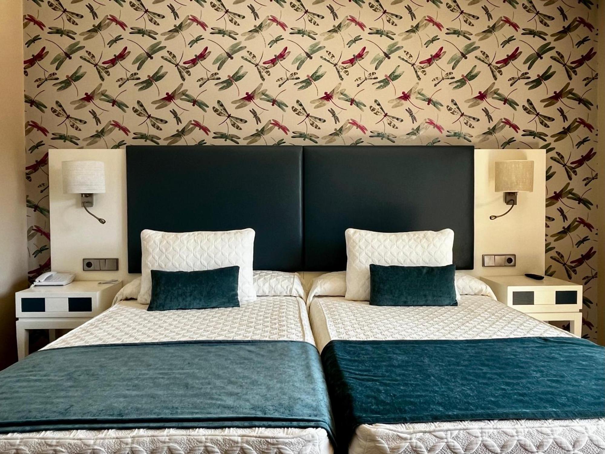 Twin Room Sea View