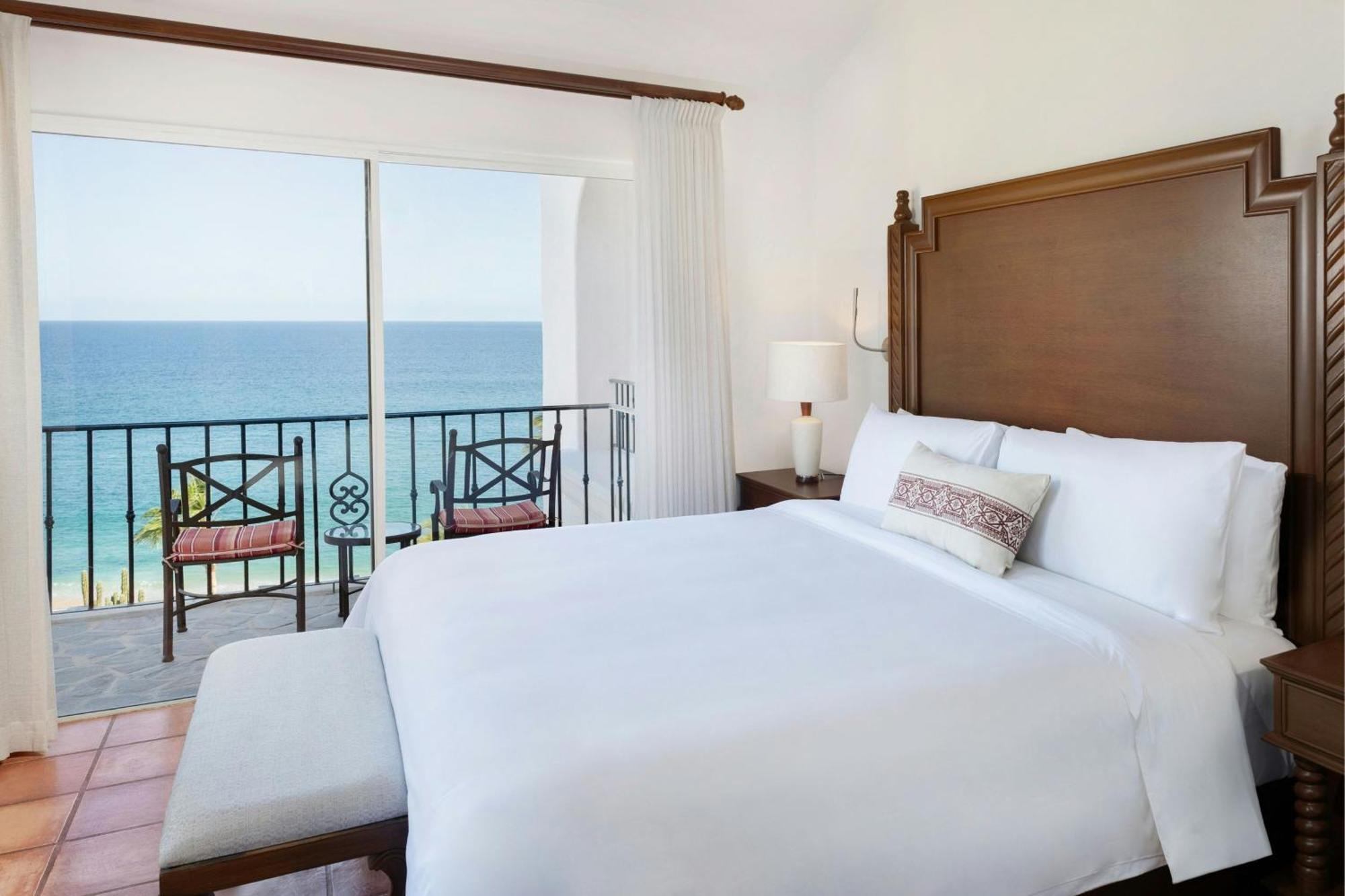 Baja King Room Oceanfront Balcony