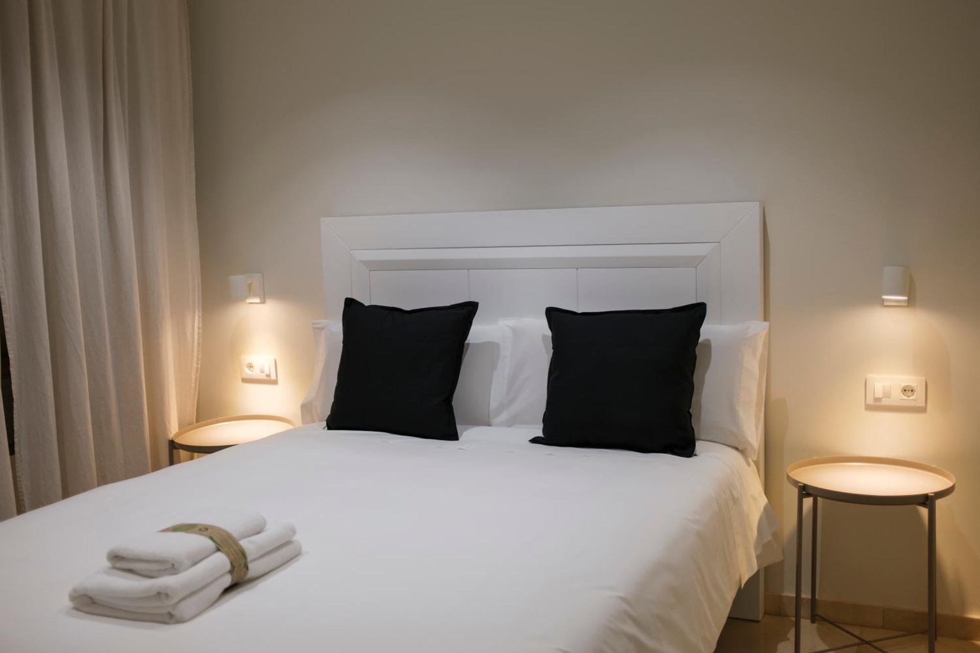 Two-Bedroom Apartment City View