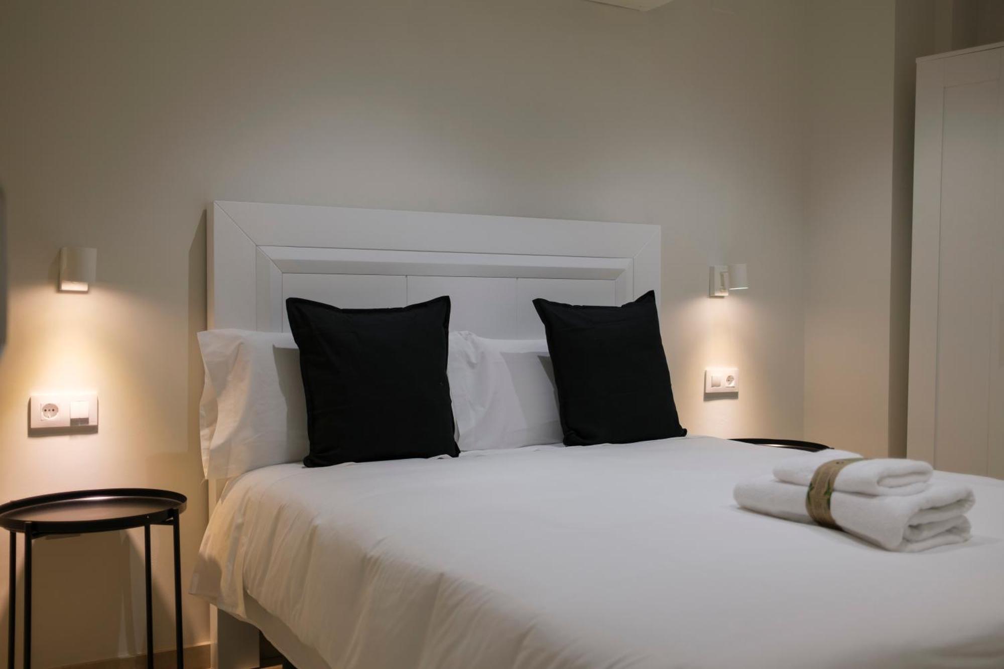 Two-Bedroom Apartment City View