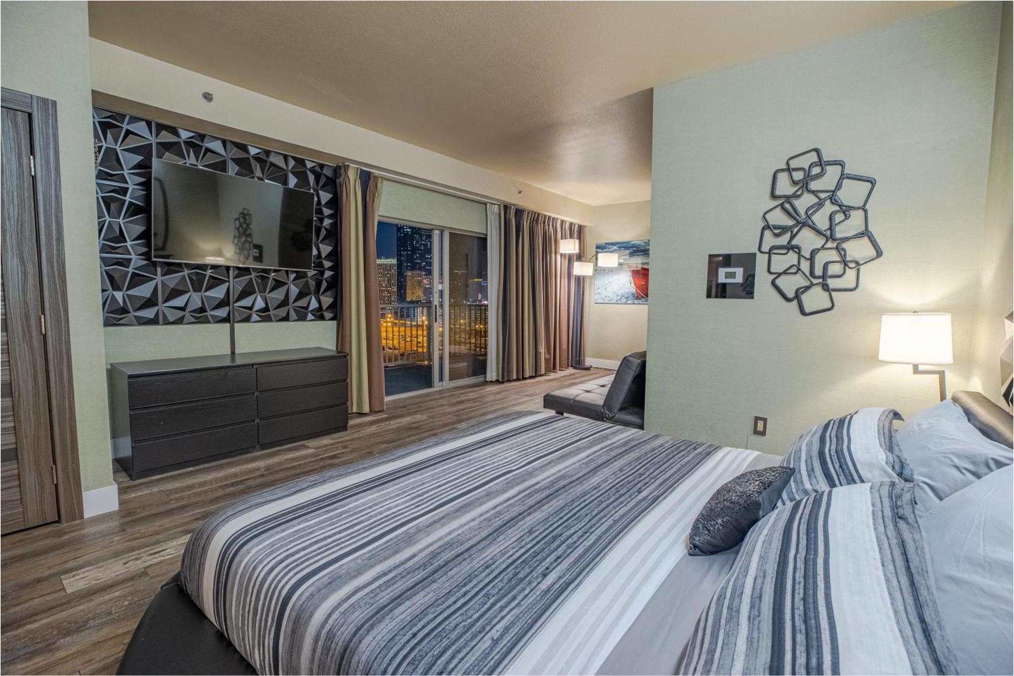 Suite City View