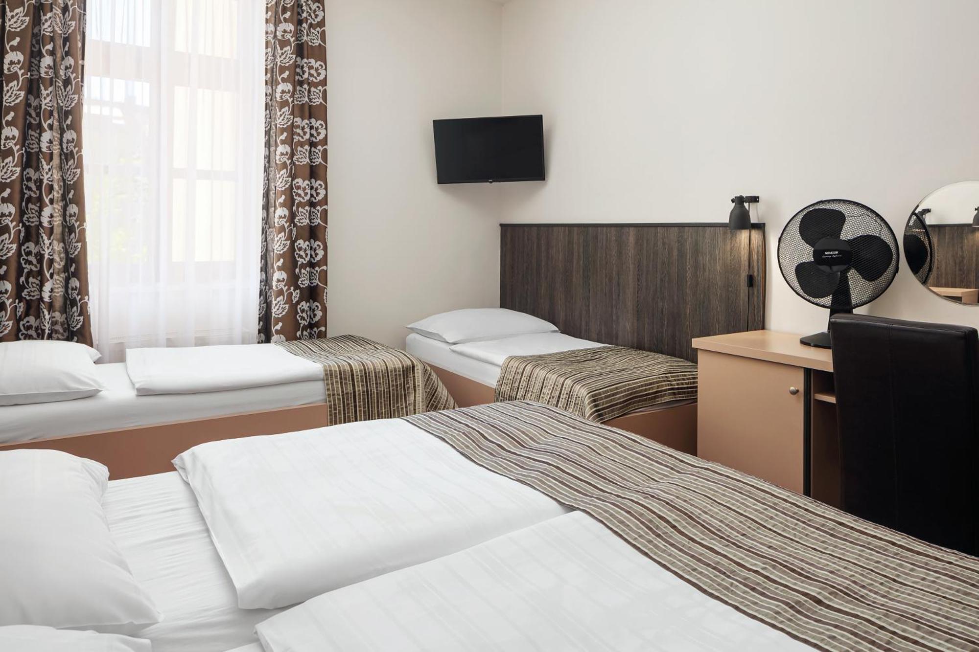 Standard Triple Room Extra Bed