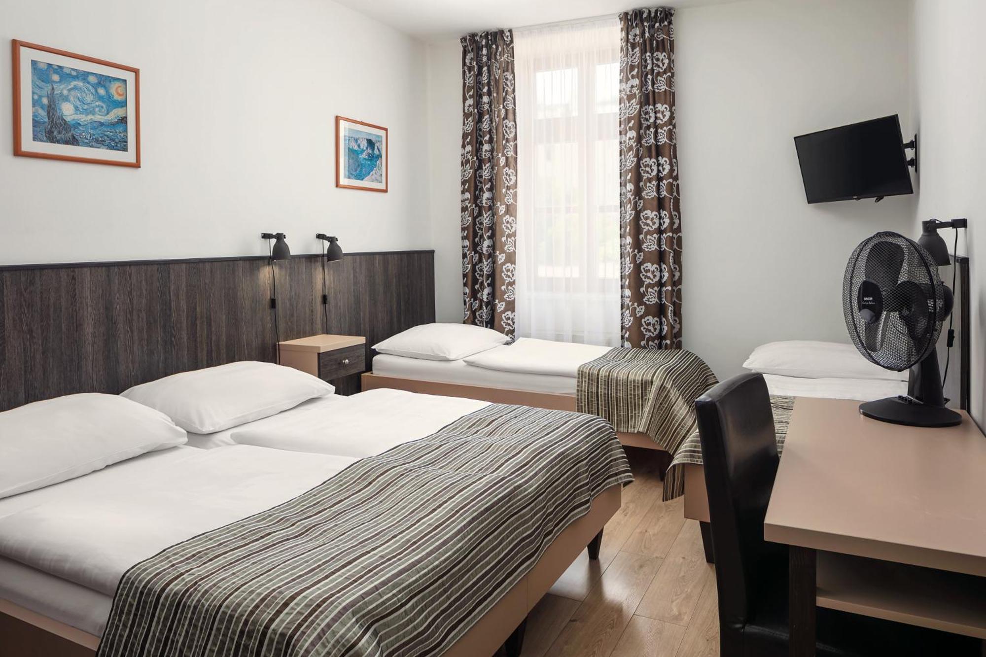 Standard Triple Room Extra Bed