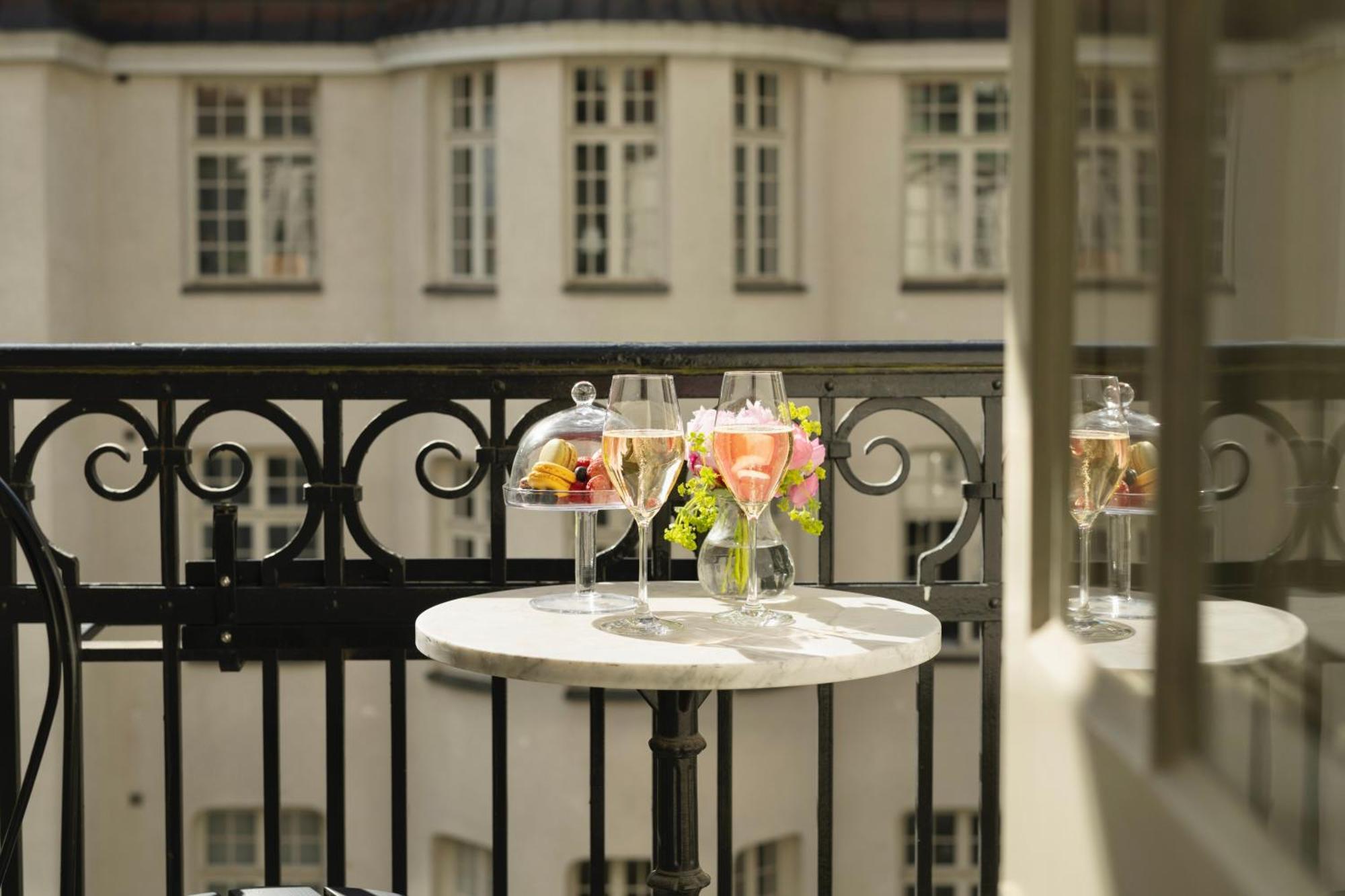 Superior Balcony Room