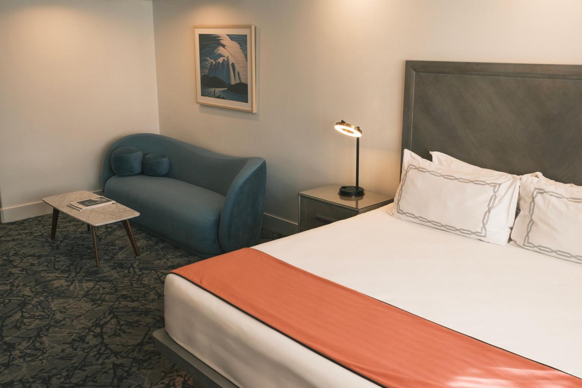Executive King Junior Suite,1687454110:JPEG