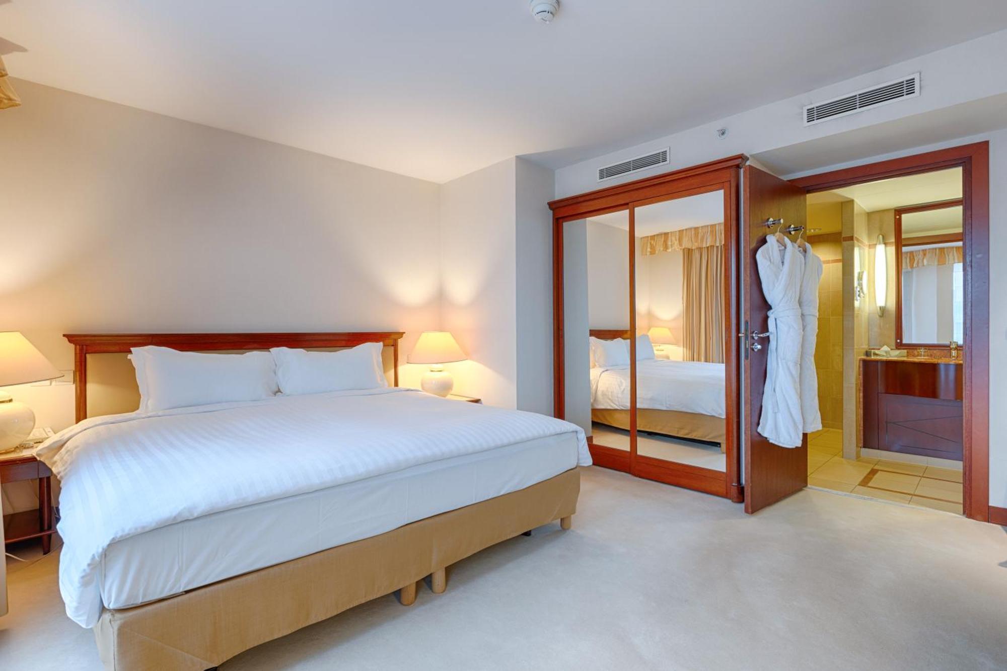 Deluxe Double or Twin Room,1689828399:JPEG