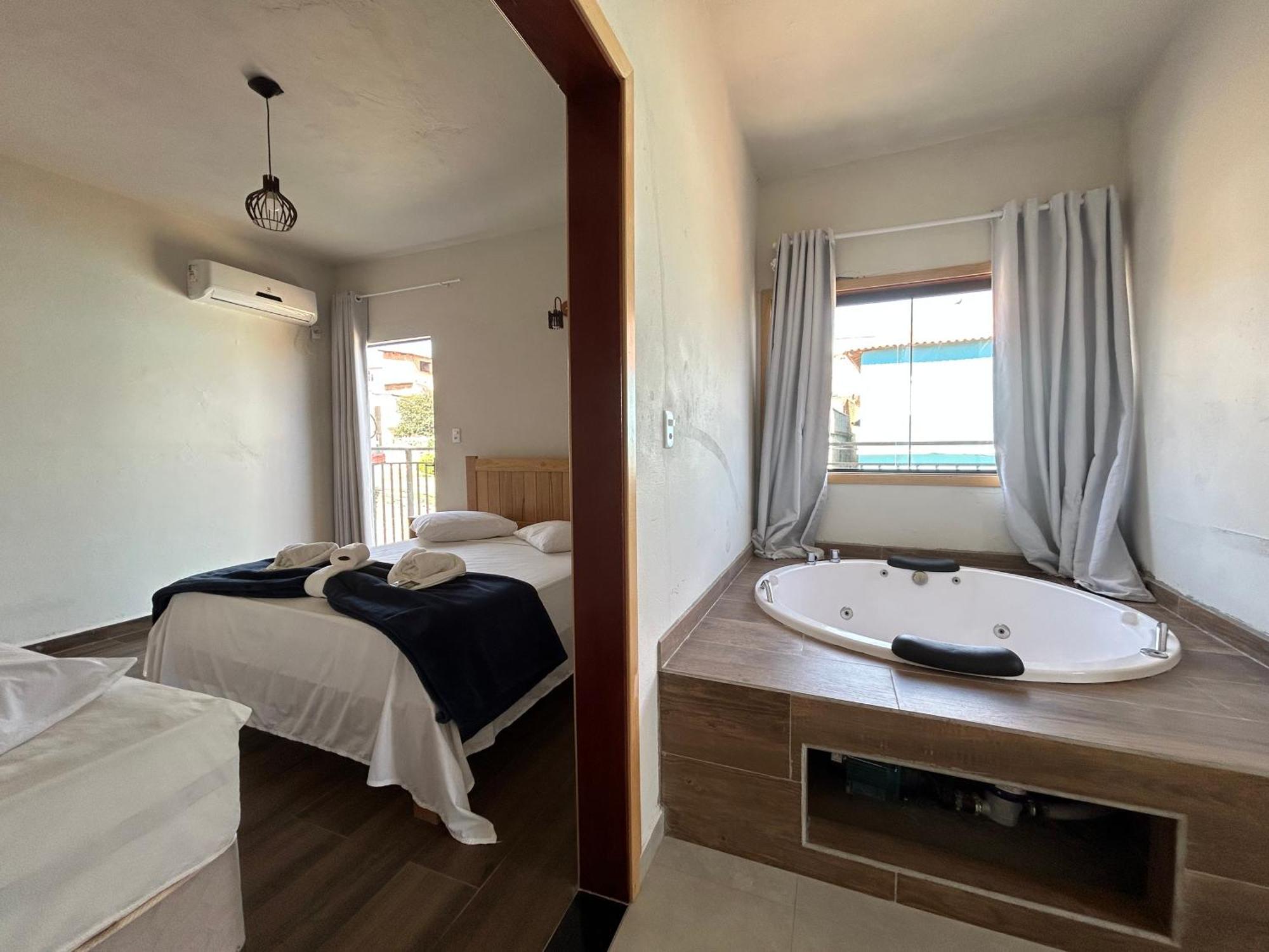 Triple Room Bath