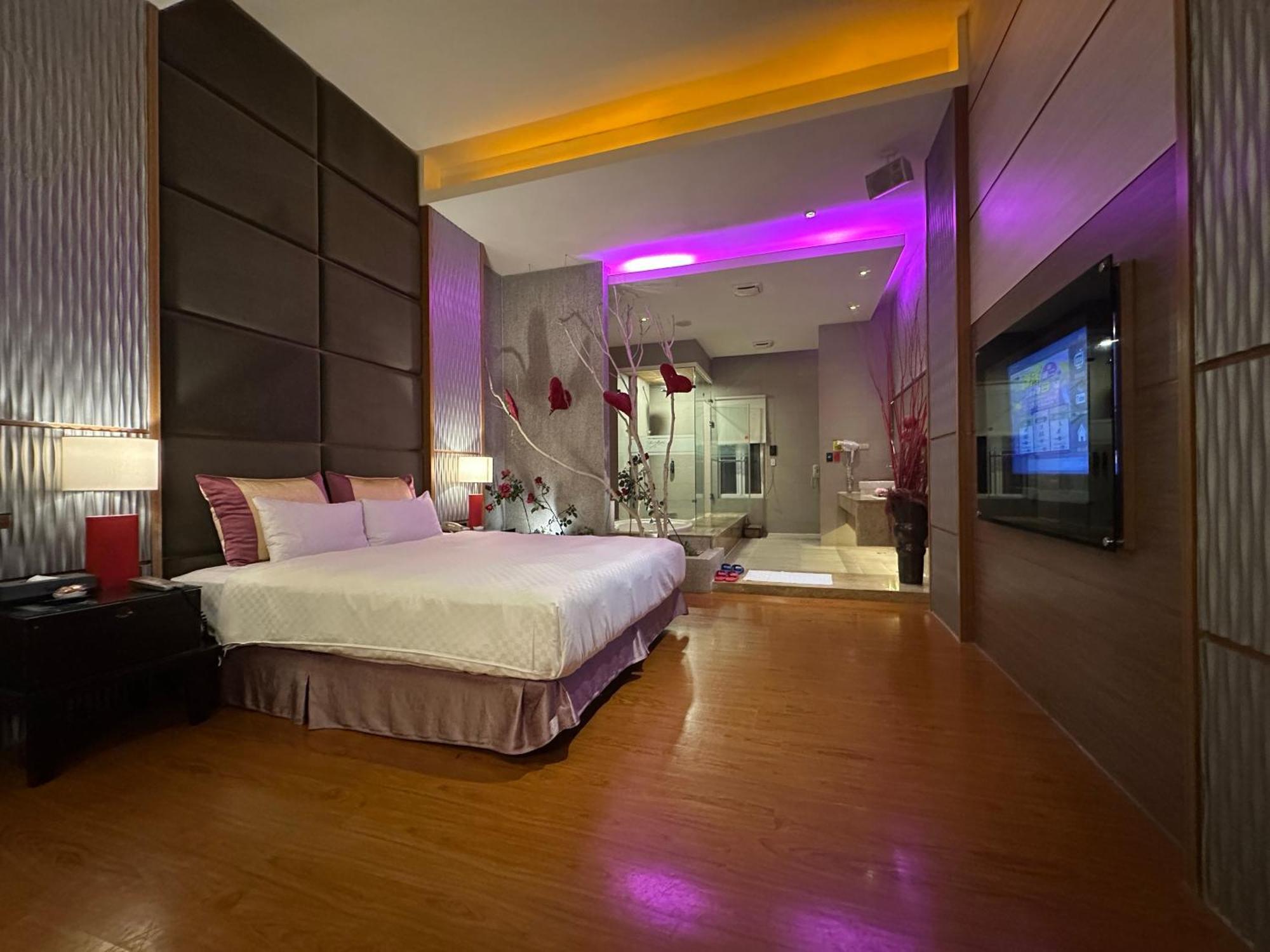 Standard Double Room No