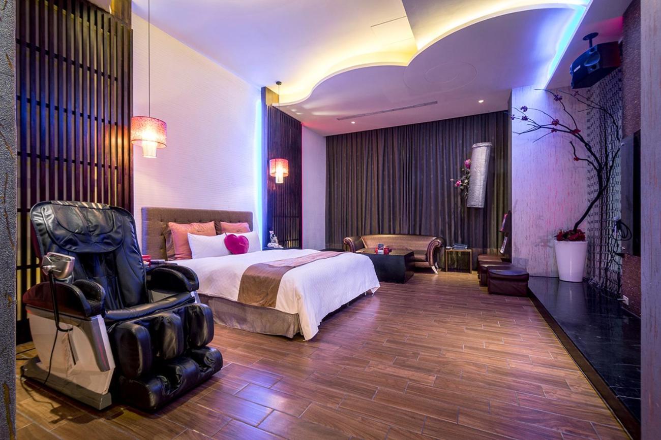 Party Room B