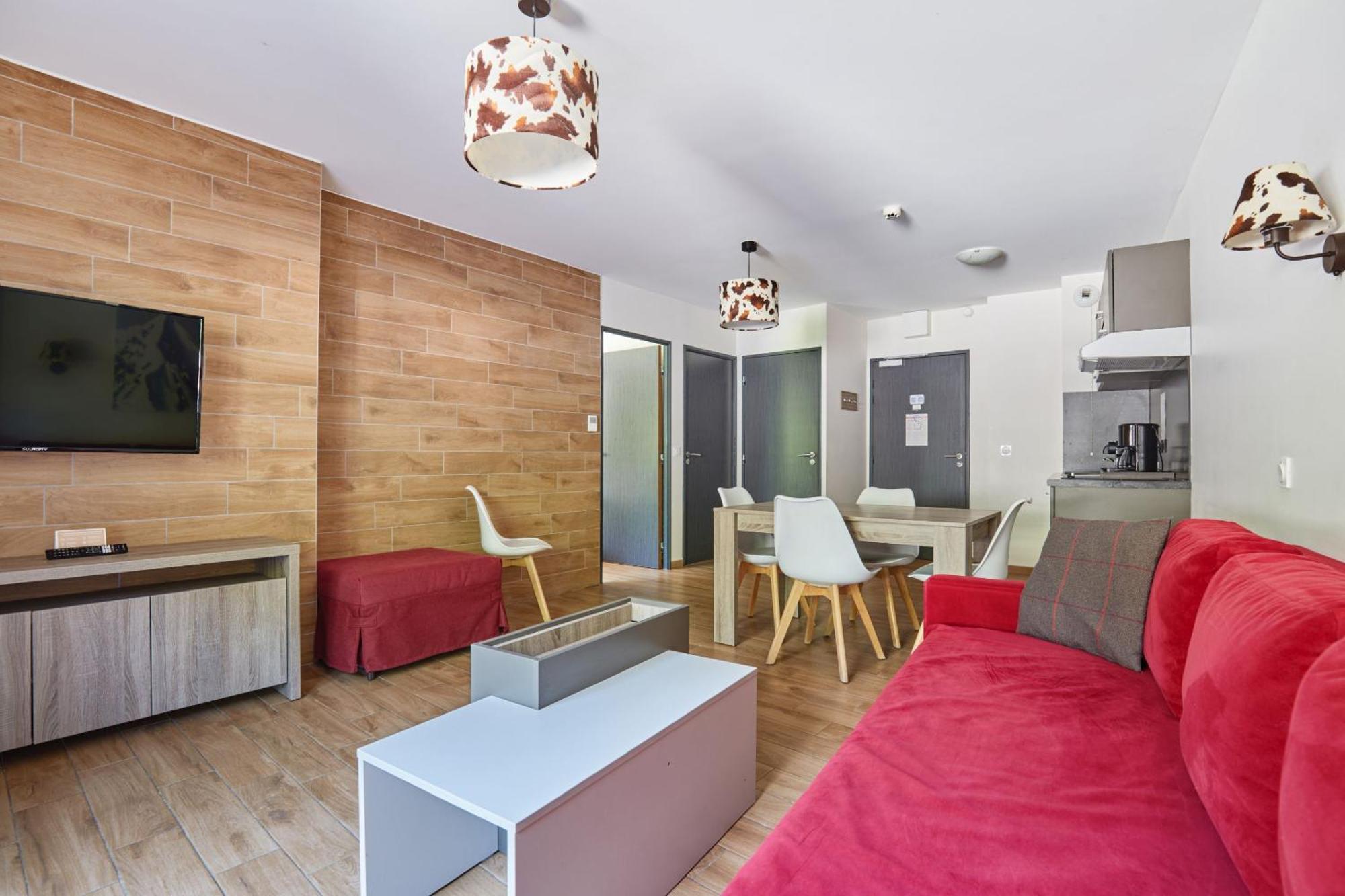 One-Bedroom Apartment