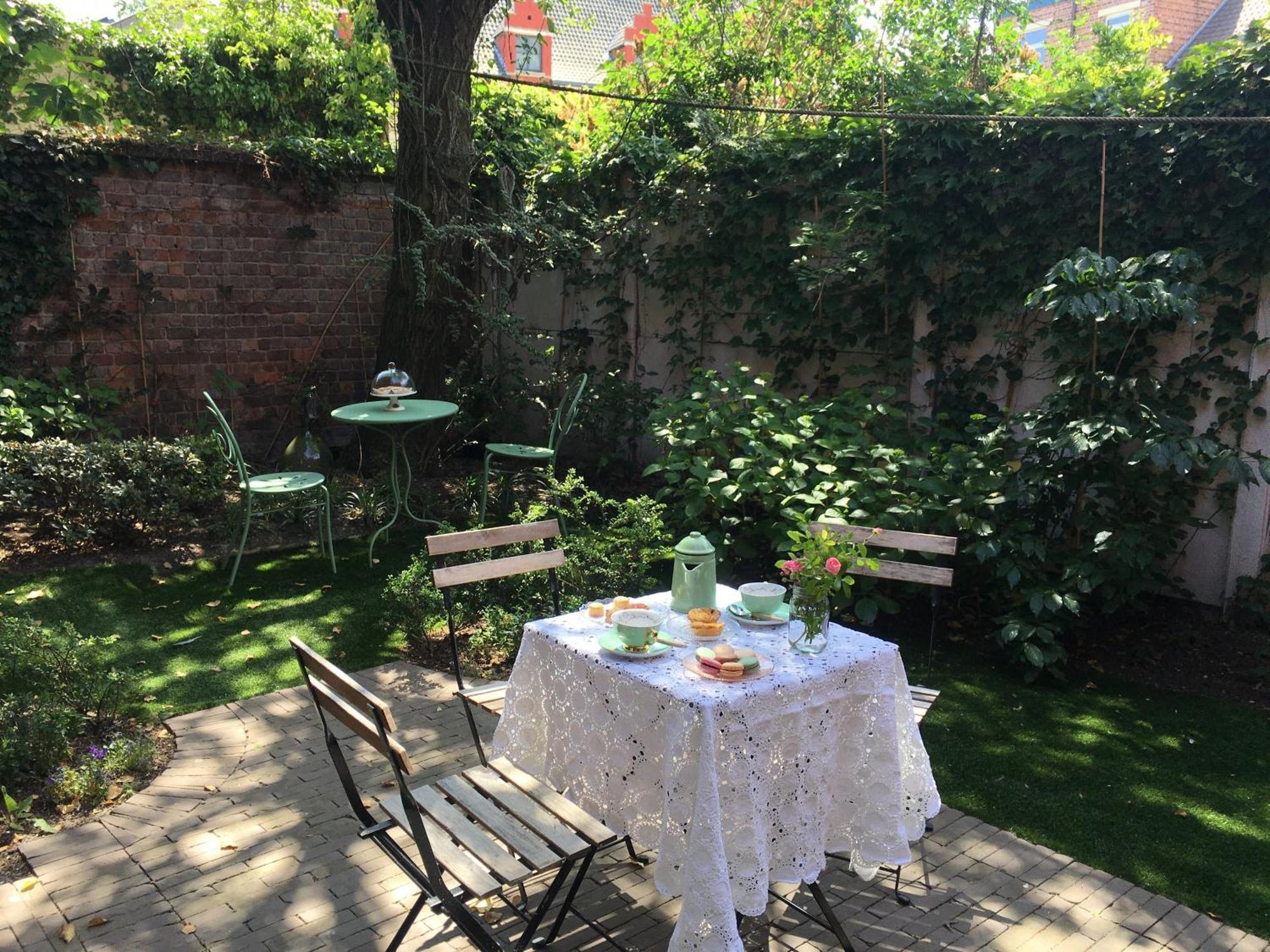King Room Garden View