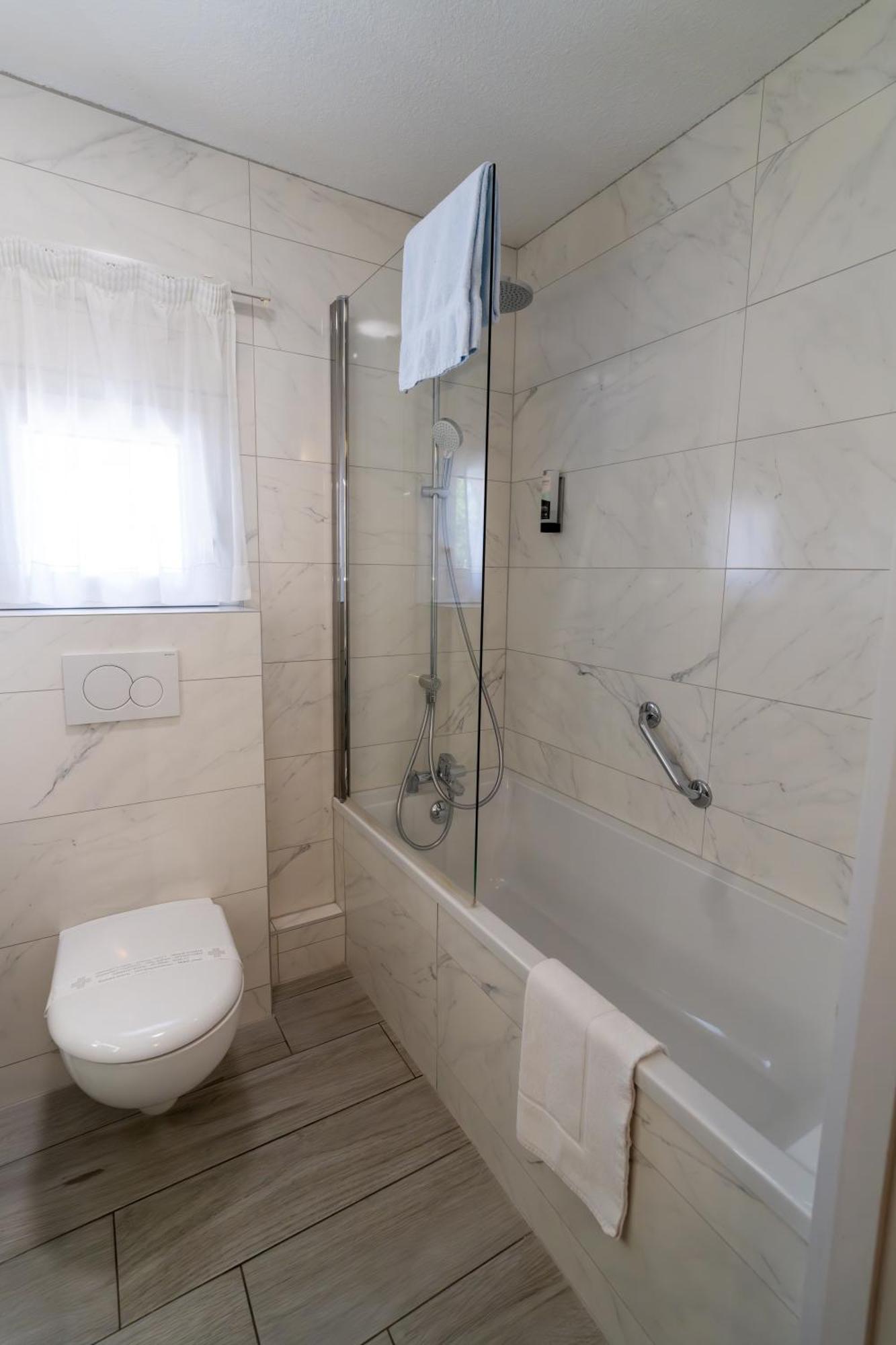 Double Room Shower