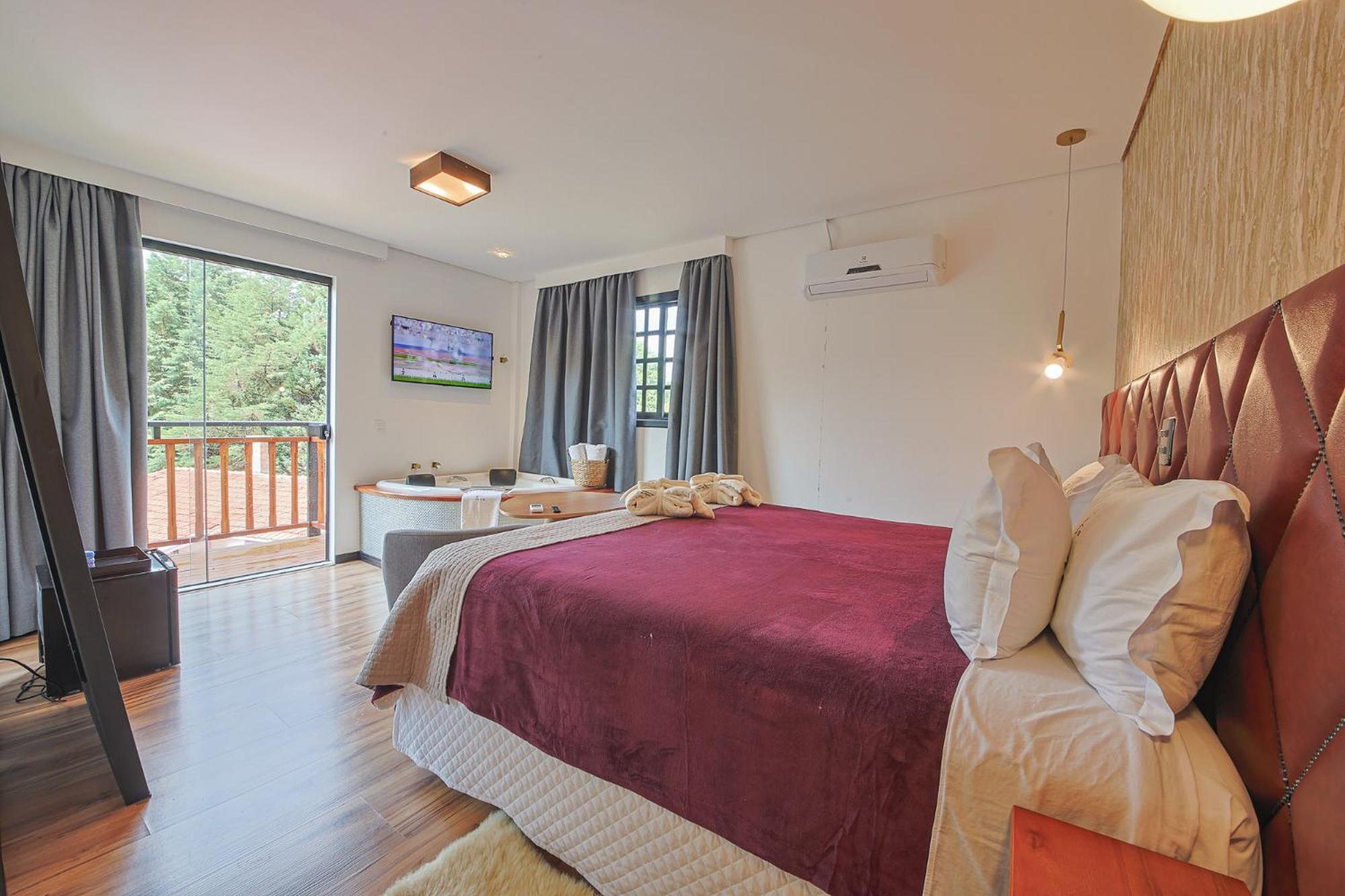 Deluxe Junior Suite