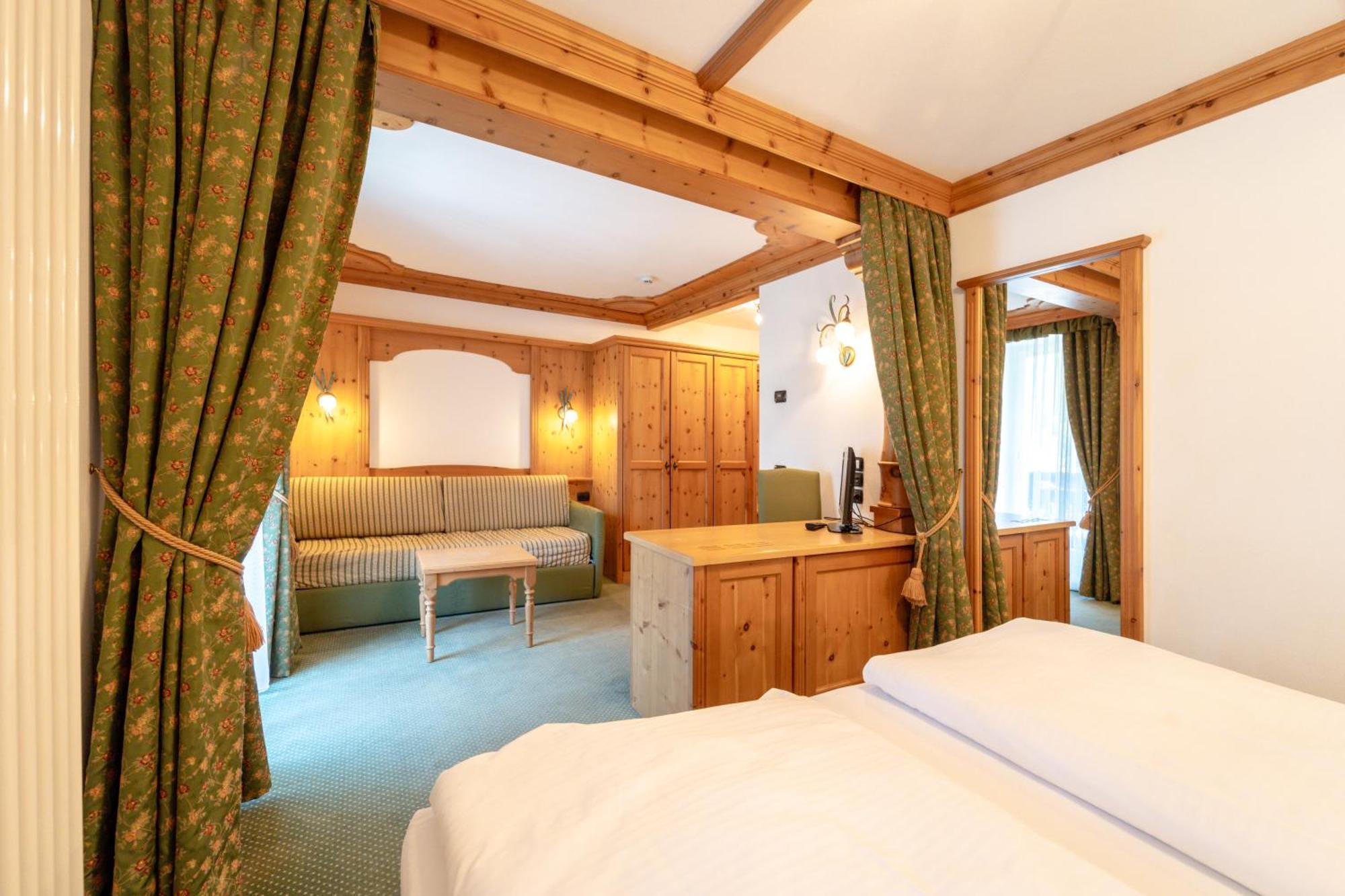 Junior Suite Balcony