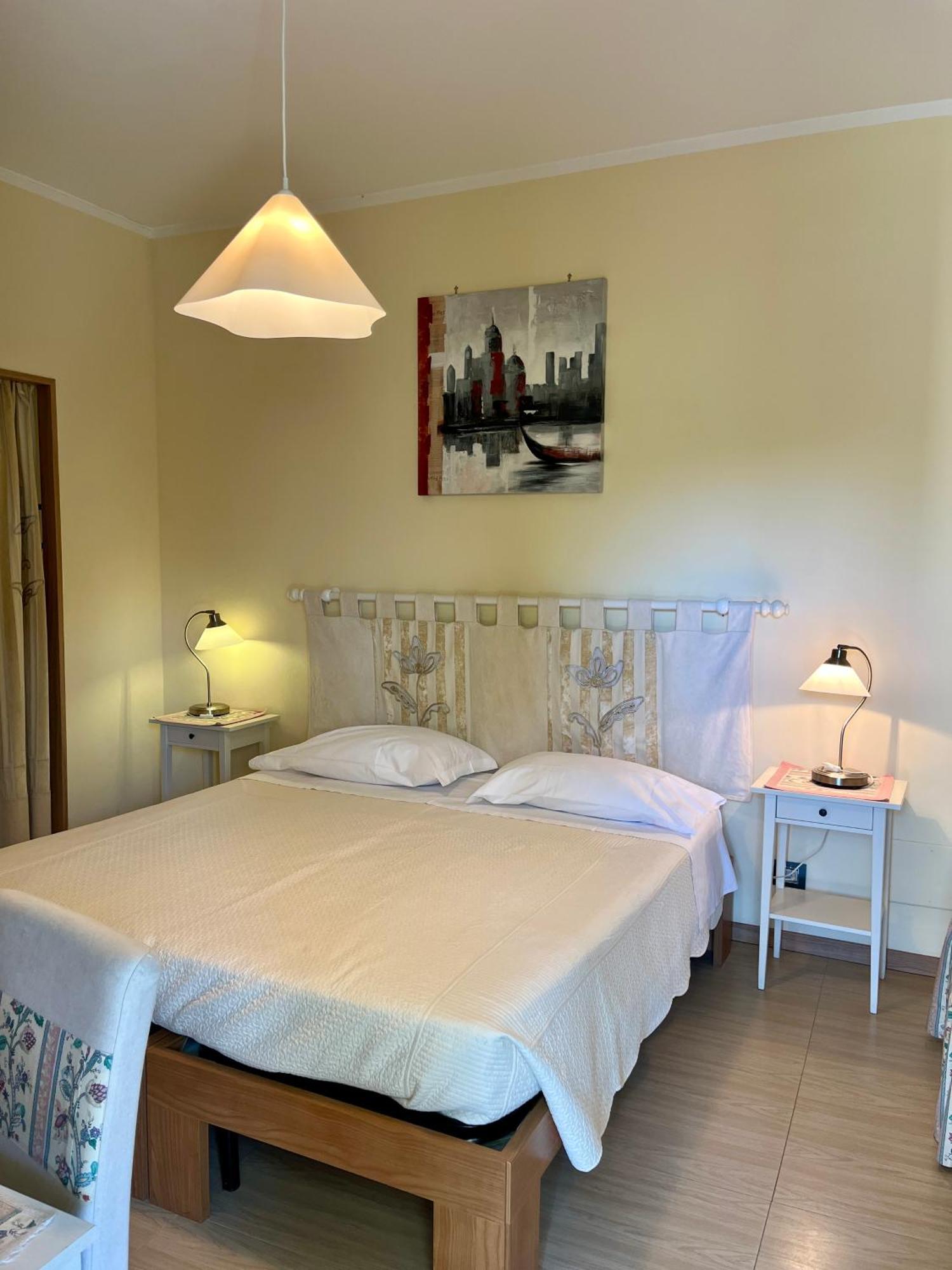 Standard Double Room,1688820811:JPEG