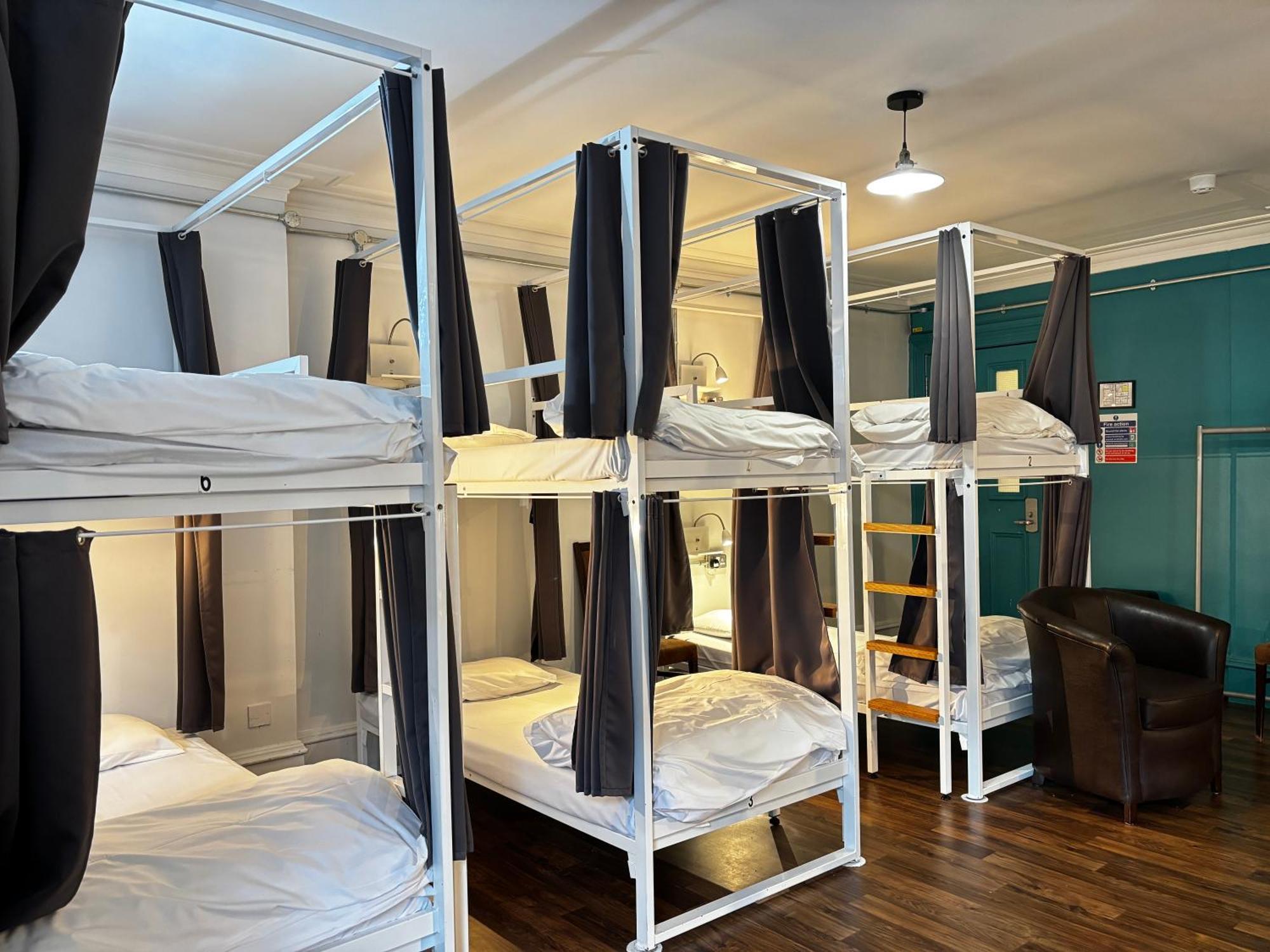 Bed 10-Bed Mixed Dorm Ensuite,1689821453:JPEG