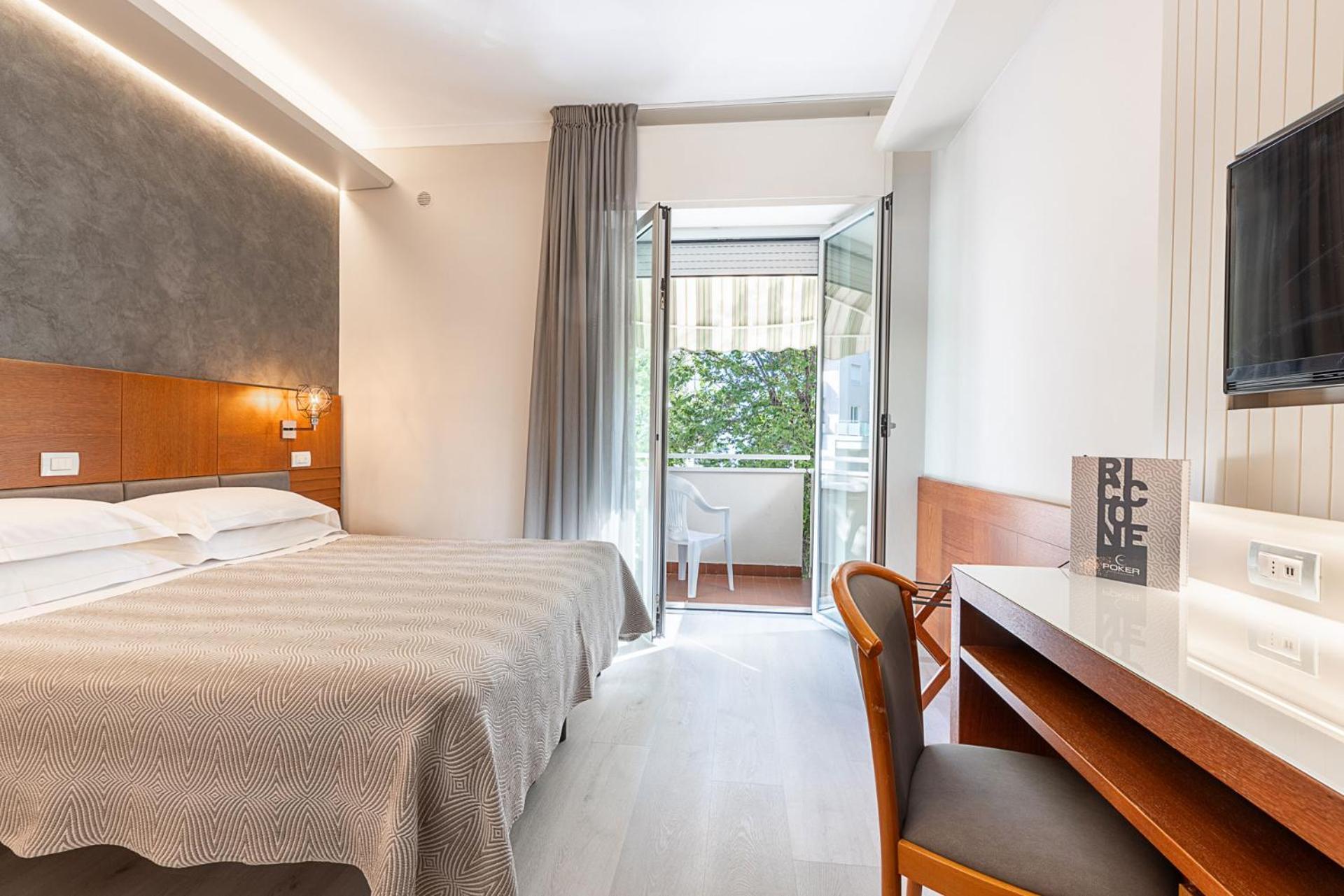 Double or Twin Room Balcony