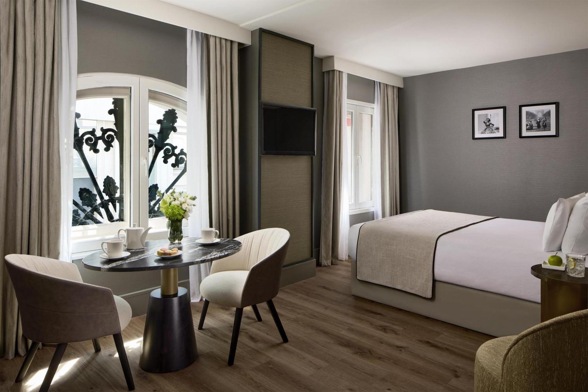Premium Room