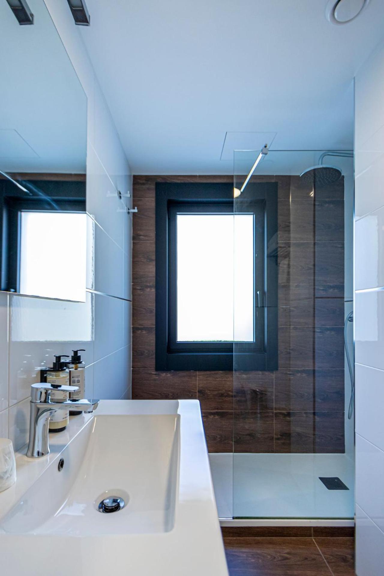 Double or Twin Room,1689826598:JPEG