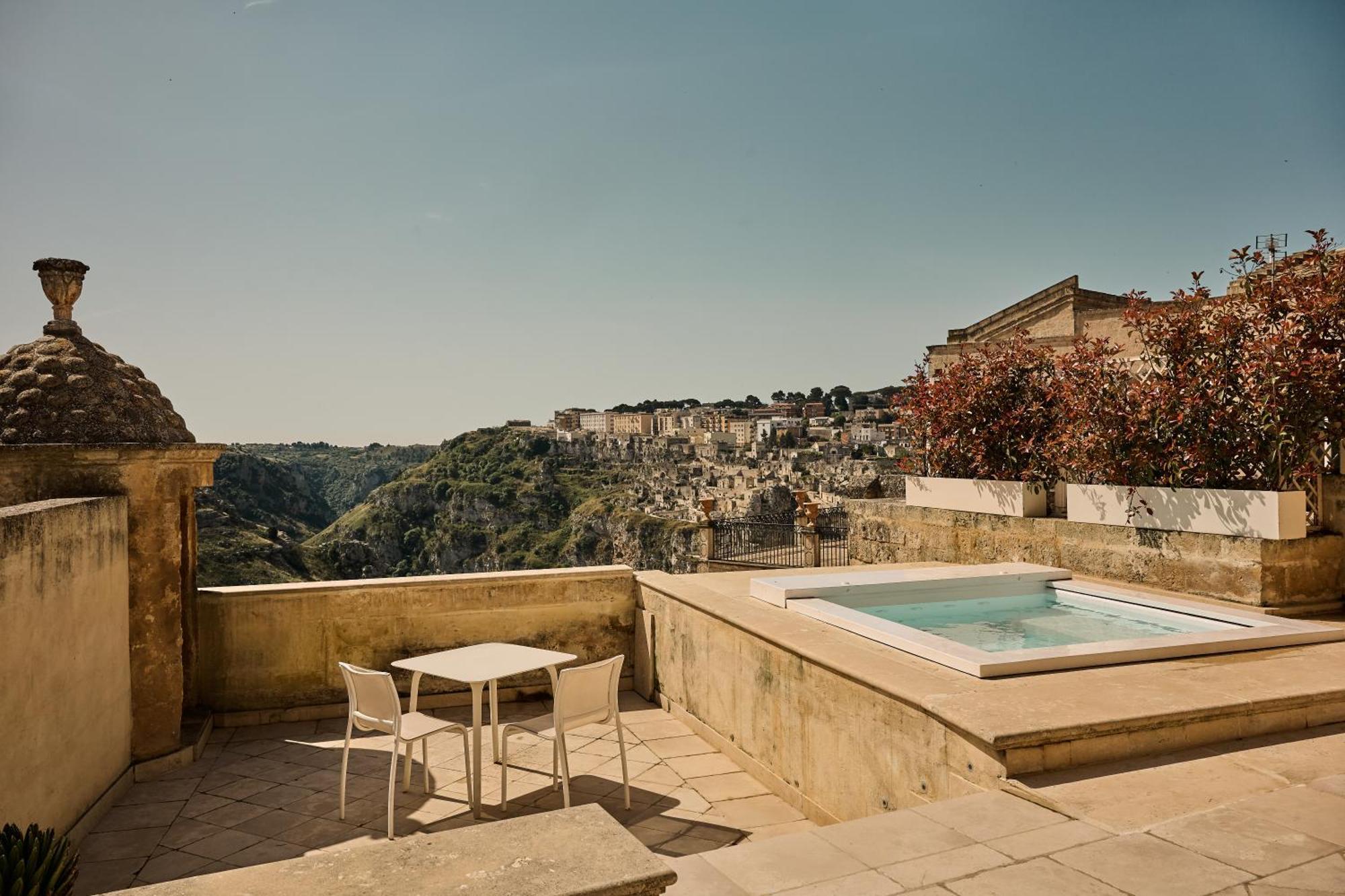Suite Hot Tub