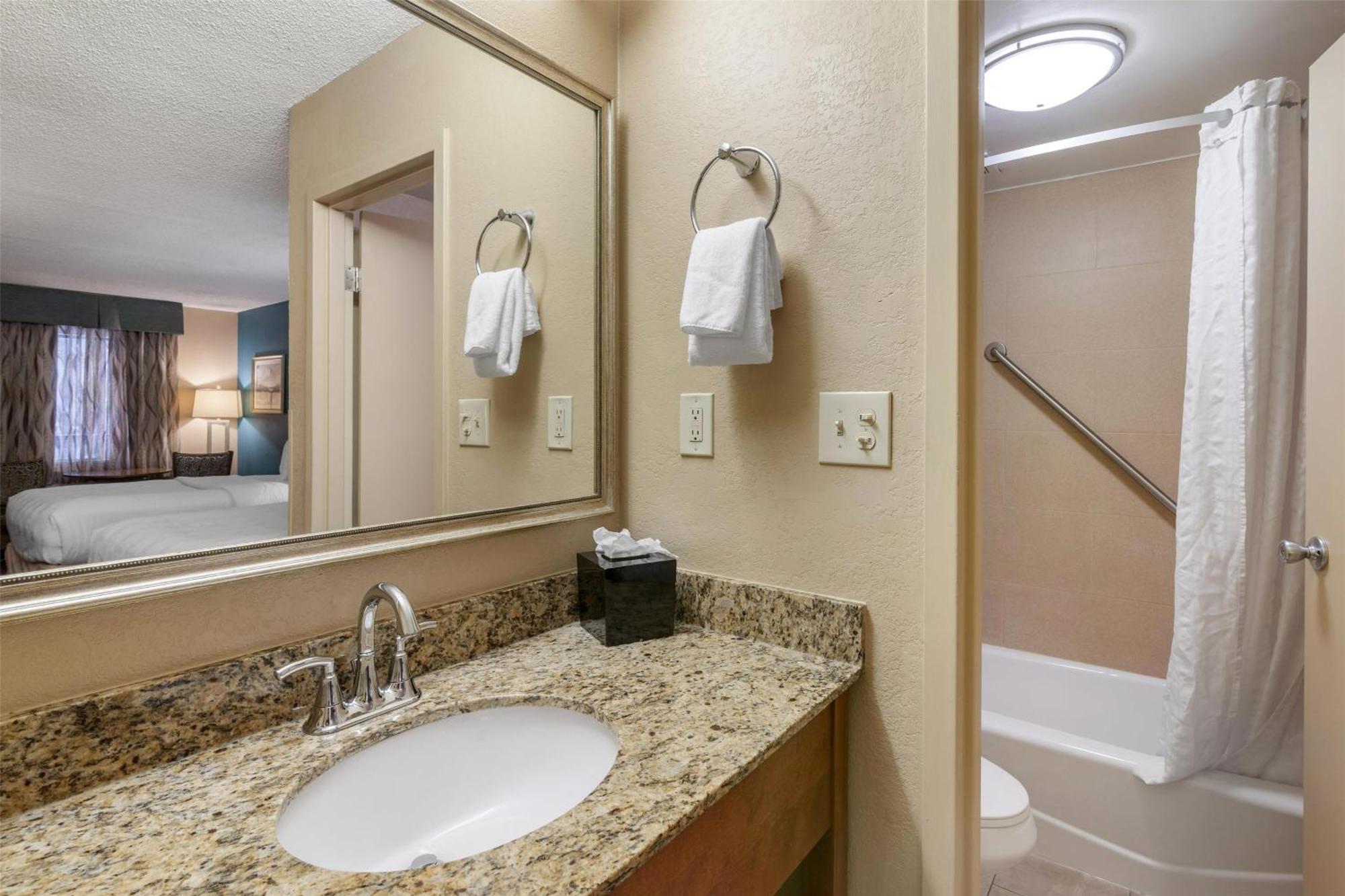 Double Room Two Double Beds Non-Smoking