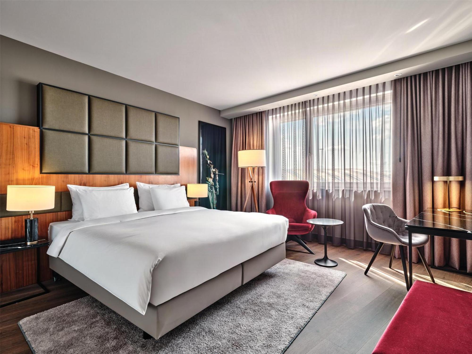One-Bedroom Suite
