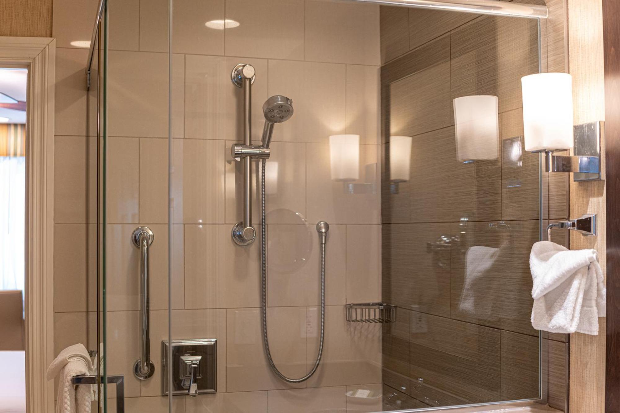 One-Bedroom Suite