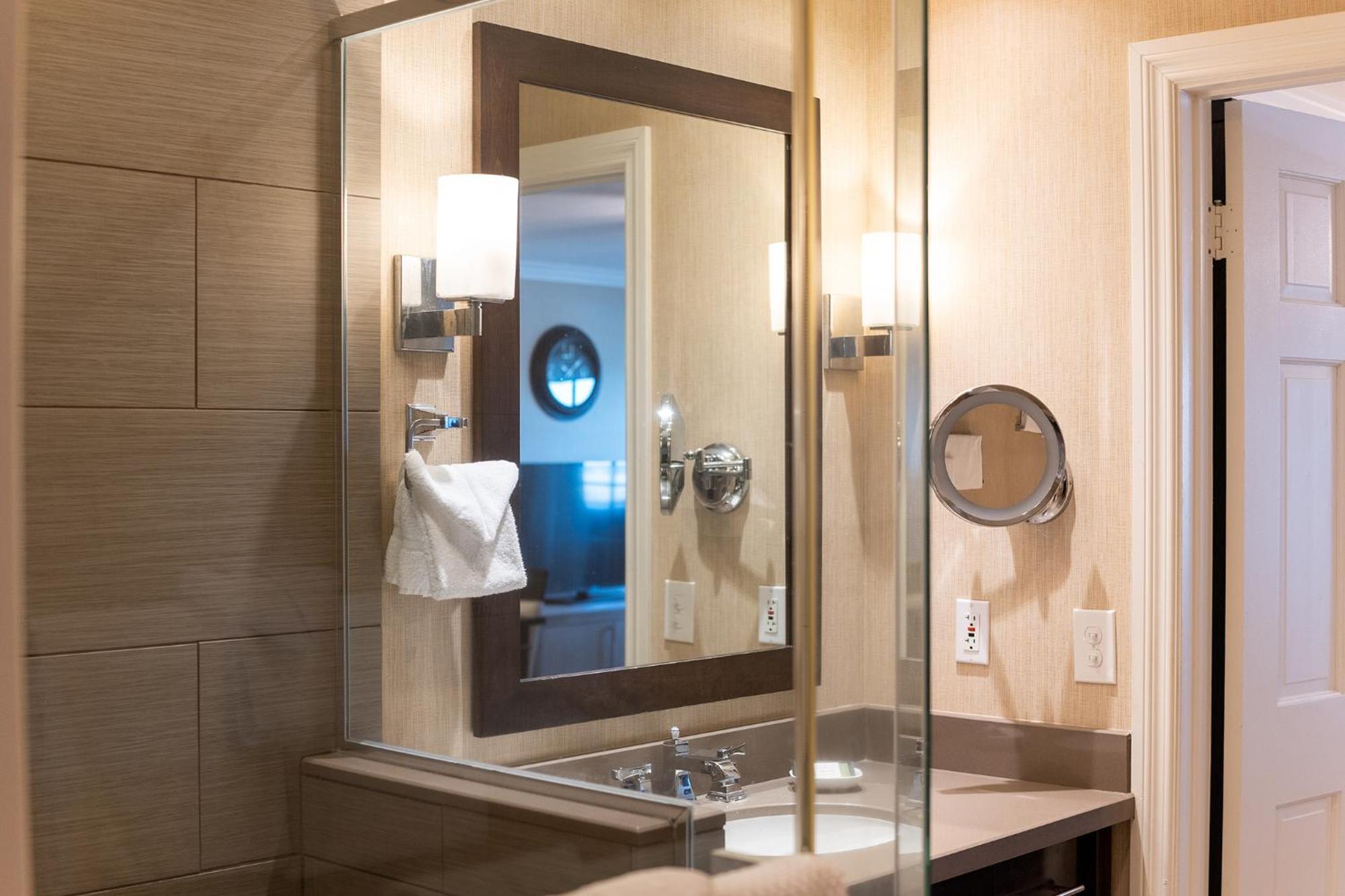 One-Bedroom Suite