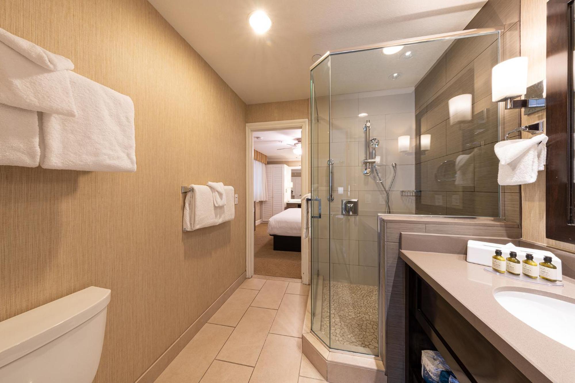 One-Bedroom Suite
