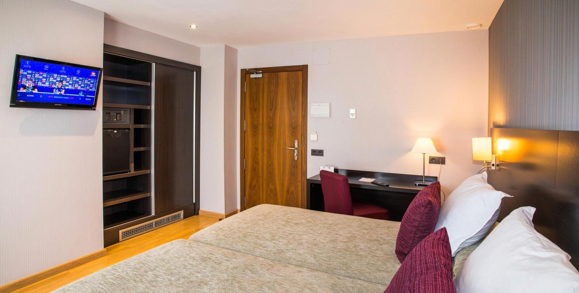 Comfort Twin Room