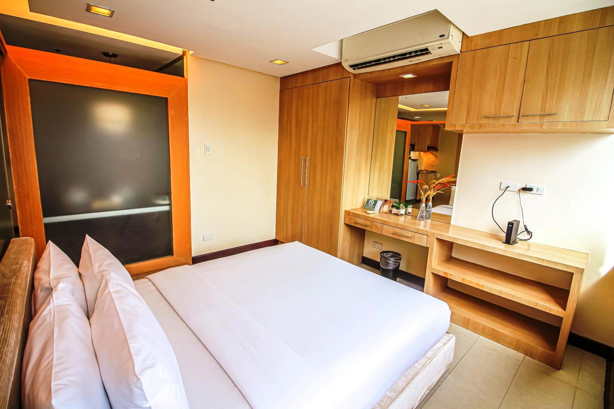 One-Bedroom Suite