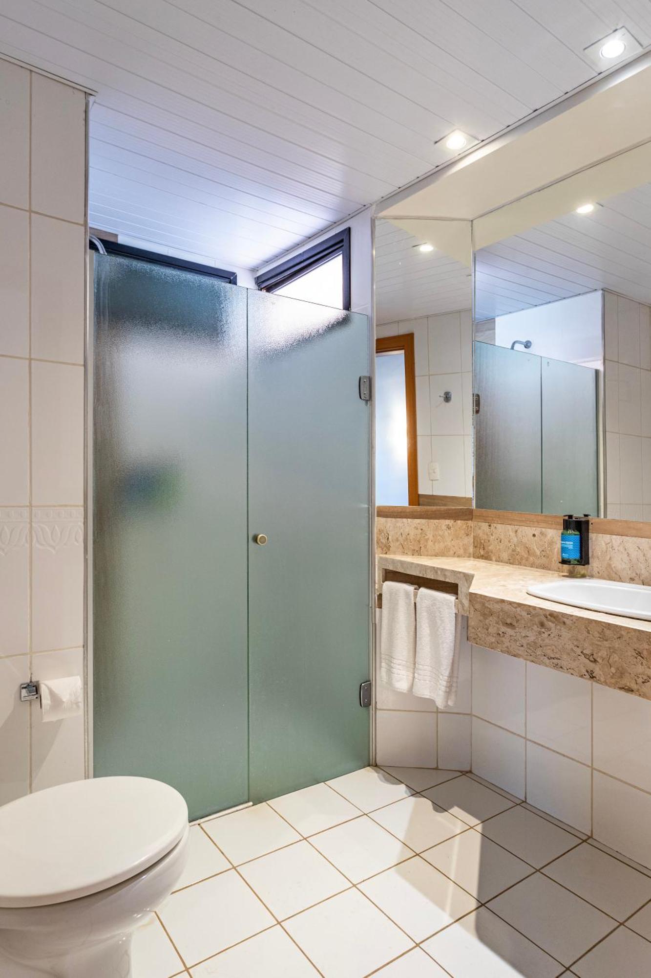 Master Suite Access to Hot Park Parque das Fontes