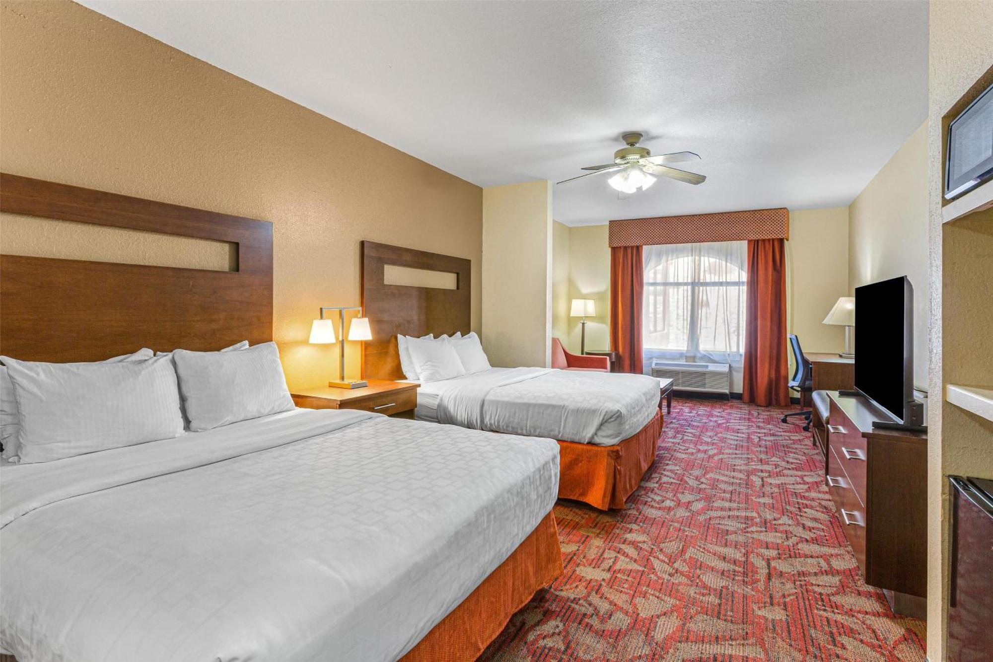 Queen Room Two Queen Beds Bathtub Mobility Access or Non-Smoking