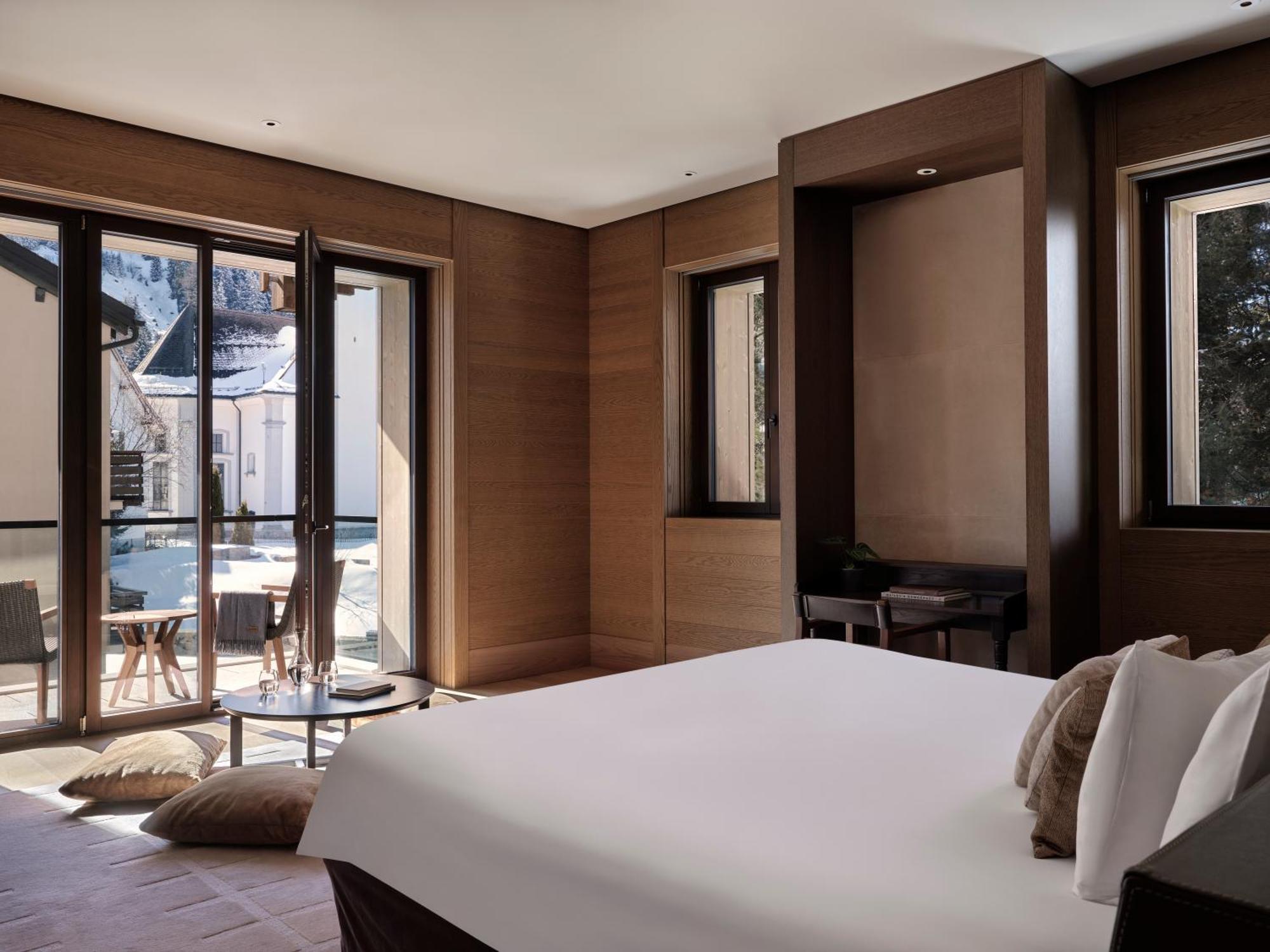 Grand Alpine 2-Bedroom Suite
