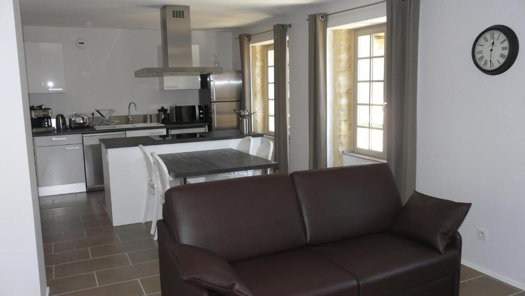 Deluxe Apartment 6 Cours des Fontaines