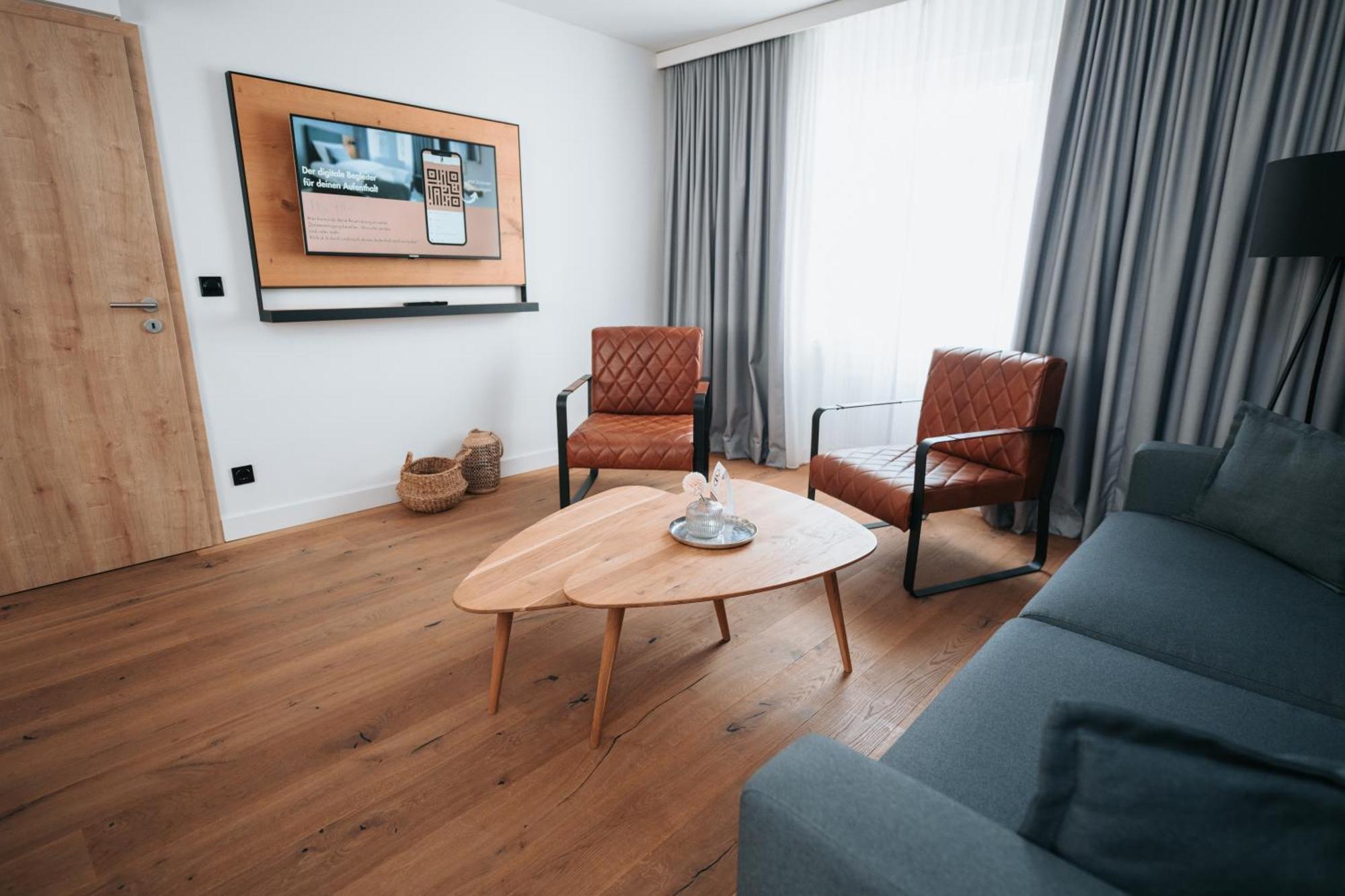 One-Bedroom Apartment,1690932434:JPEG