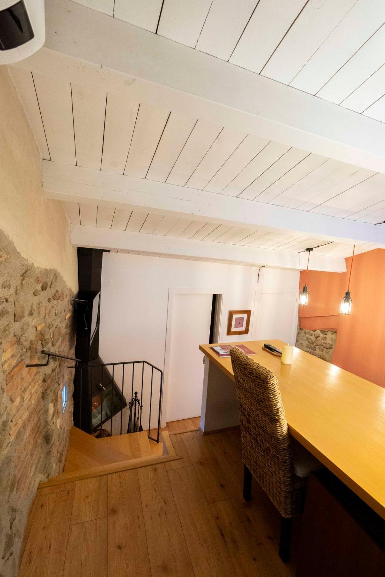 Duplex Room Fireplace
