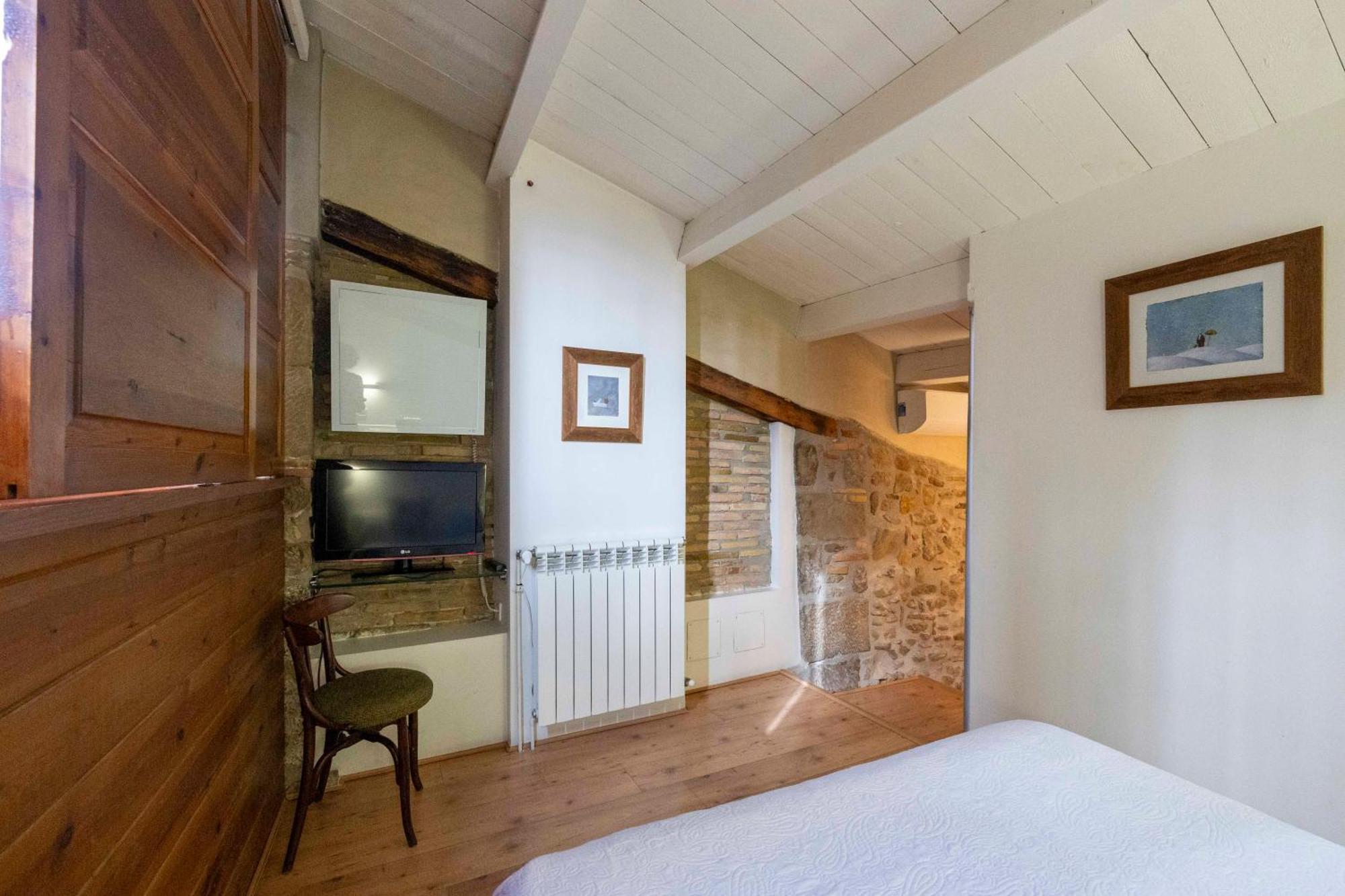 Duplex Room Fireplace